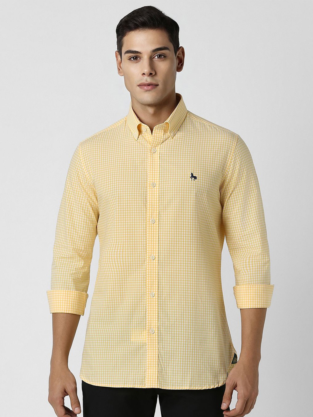 Van Heusen Sport Men Button-Down Collar Vertical Striped Cotton Slim Fit Casual Shirt, Yellow
Van Heusen Sport Men Button-Down Collar Vertical Striped Cotton Slim Fit Casual Shirt, Yellow