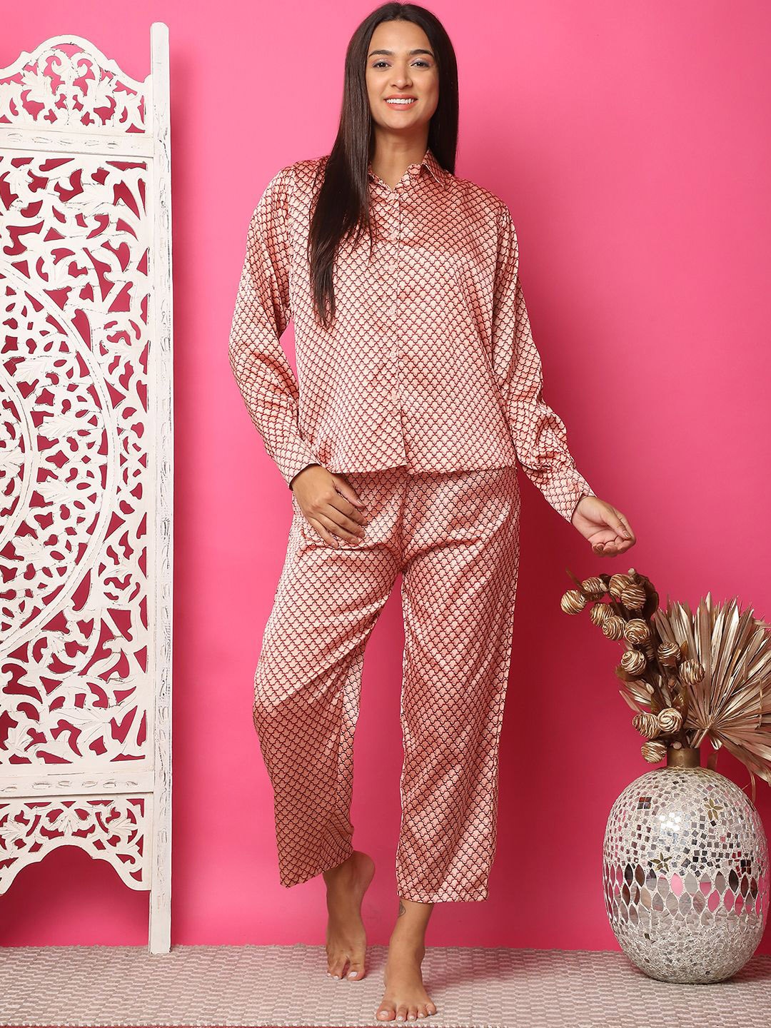TAG 7 Women Printed Shirt Collar Long Sleeves Mid Rise Satin Shirt and Pyajama Night suit, Pink
TAG 7 Women Printed Shirt Collar Long Sleeves Mid Rise Satin Shirt and Pyajama Night suit, Pink