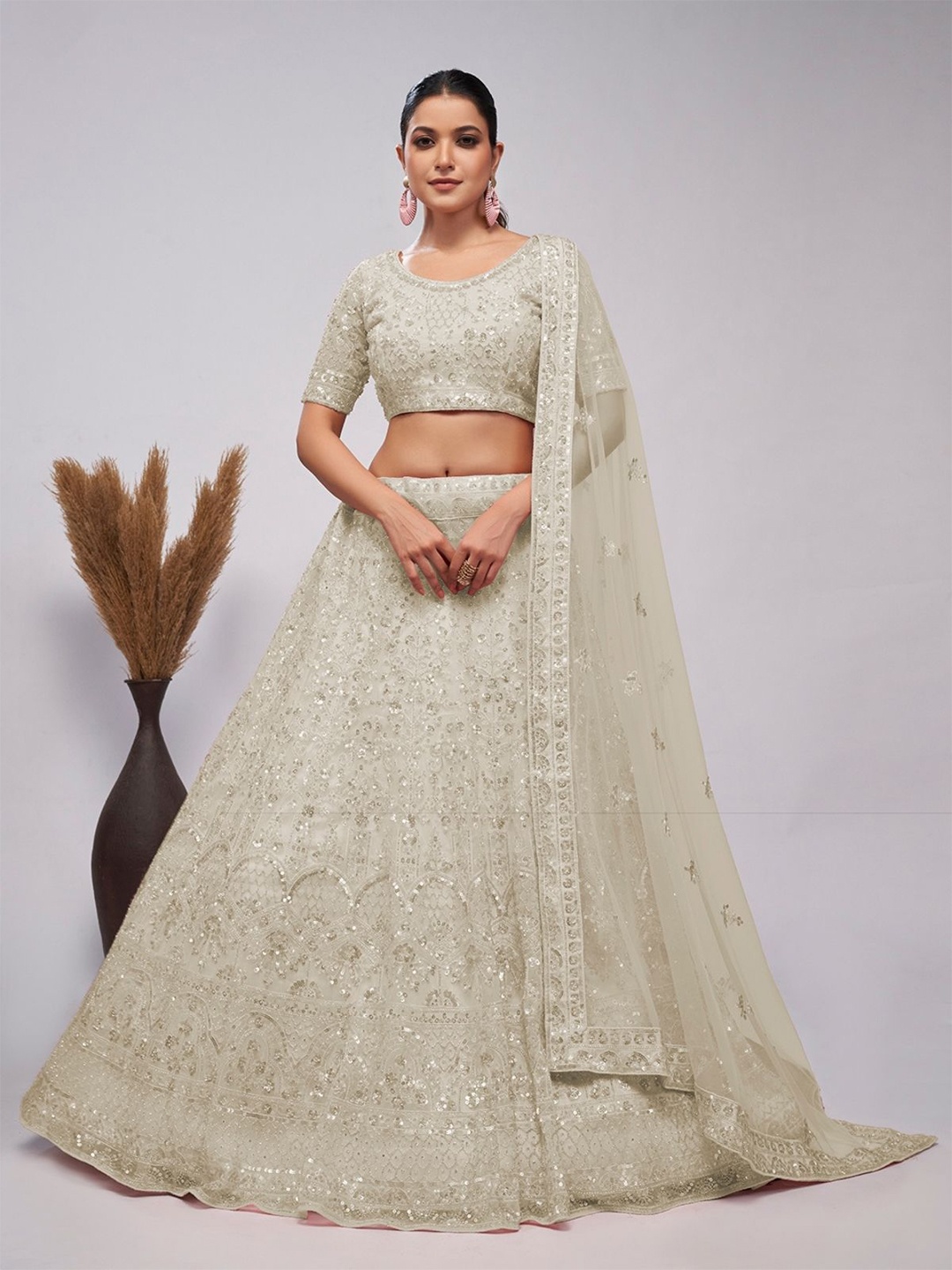 ODETTE Embellished Sequinned Semi-Stitched Lehenga & Unstitched Blouse With Dupatta, Off white
ODETTE Embellished Sequinned Semi-Stitched Lehenga & Unstitched Blouse With Dupatta, Off white