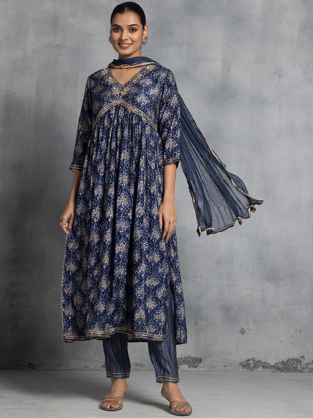 Rang by Indya Printed Empire Mirror Work Pure Cotton A-Line Kurta With Trousers & Dupatta, Blue
Rang by Indya Printed Empire Mirror Work Pure Cotton A-Line Kurta With Trousers & Dupatta, Blue