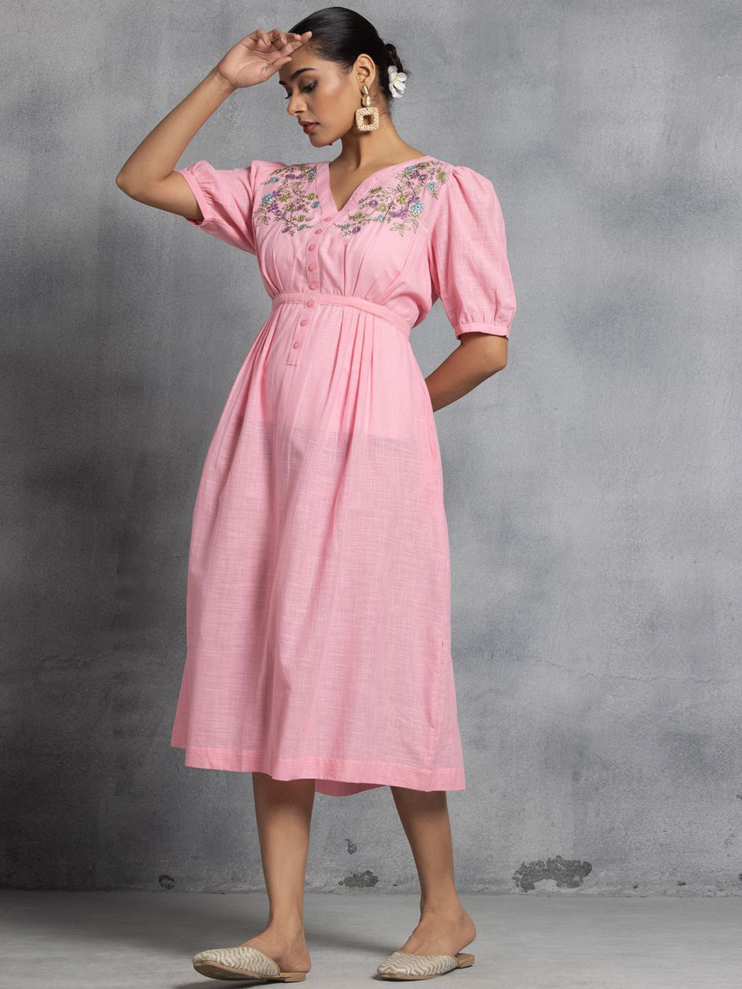 Rang by Indya Floral Embroidered Puff Sleeves Gathered Pure Cotton Fit & Flare Midi Dress, Pink
Rang by Indya Floral Embroidered Puff Sleeves Gathered Pure Cotton Fit & Flare Midi Dress, Pink