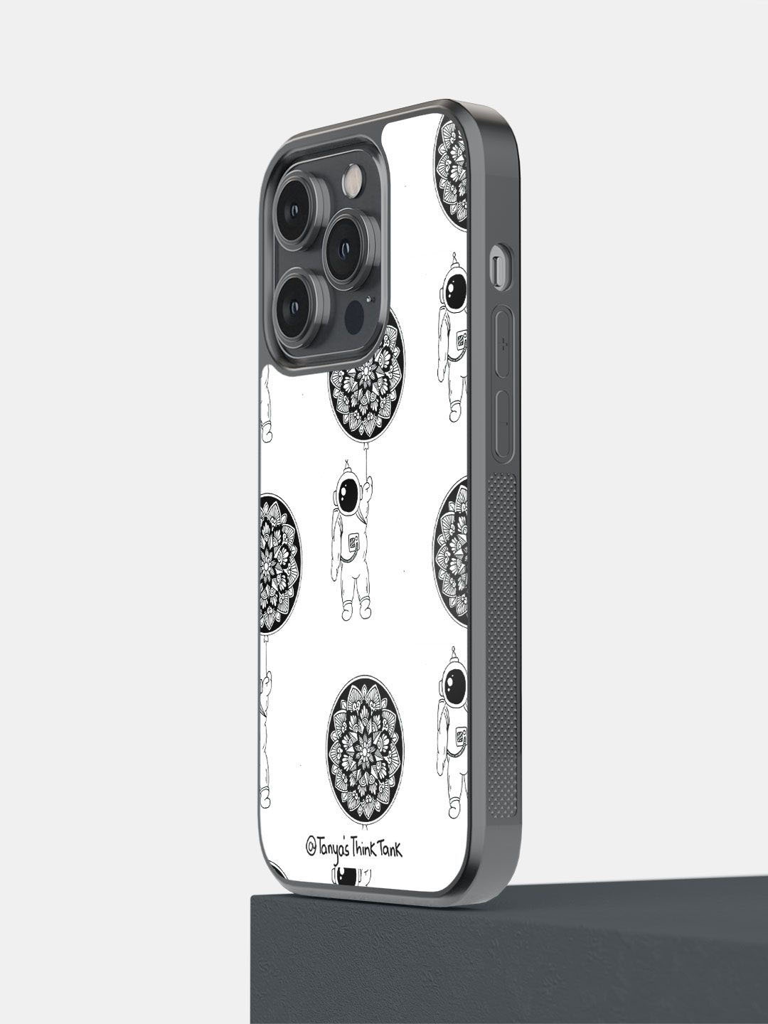 macmerise Quirky Printed Impact Resistant iPhone 14 Pro Back Case Mobile Accessories, White
macmerise Quirky Printed Impact Resistant iPhone 14 Pro Back Case Mobile Accessories, White