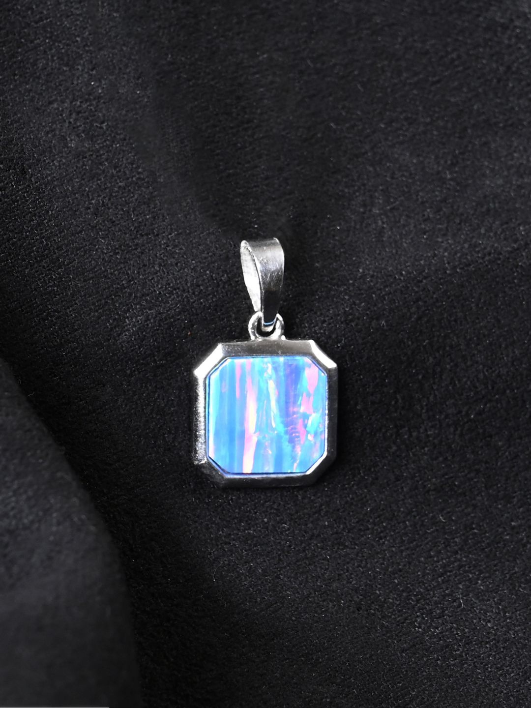 Clara Men 925 Sterling Silver Rhodium-Plated Created Opal Square Pendant
Clara Men 925 Sterling Silver Rhodium-Plated Created Opal Square Pendant