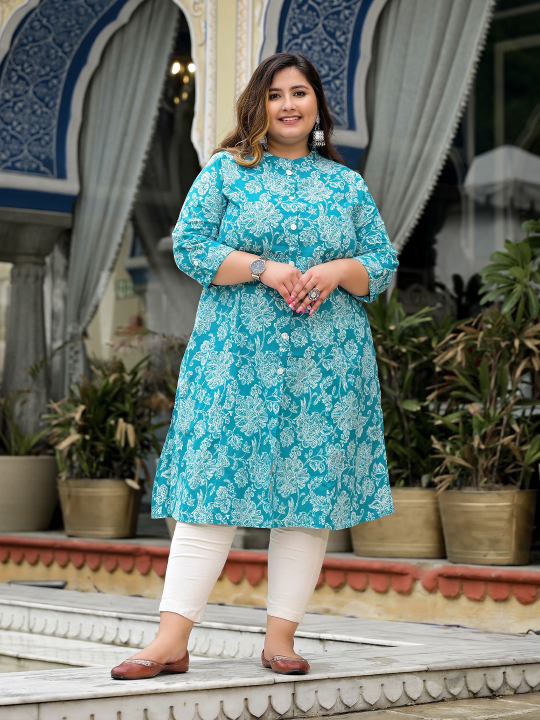 Lee Moda Plus Size Floral Printed Mandarin Collar Cotton A-Line Kurta, Turquoise blue
Lee Moda Plus Size Floral Printed Mandarin Collar Cotton A-Line Kurta, Turquoise blue