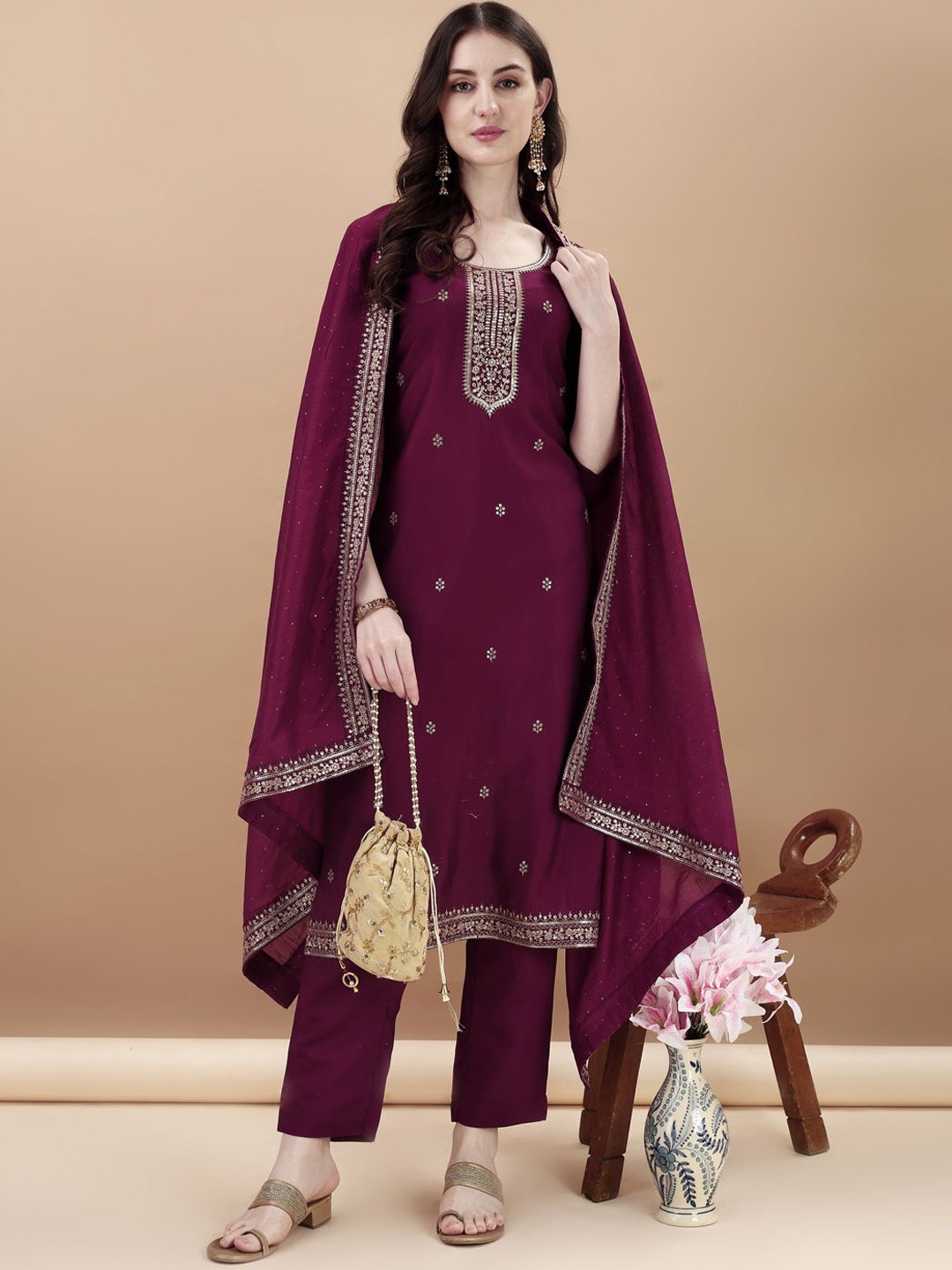 SAPTRANGI Floral Embroidered Sequinned Pure Cotton Kurta With Pyjamas & Dupatta, Maroon
SAPTRANGI Floral Embroidered Sequinned Pure Cotton Kurta With Pyjamas & Dupatta, Maroon