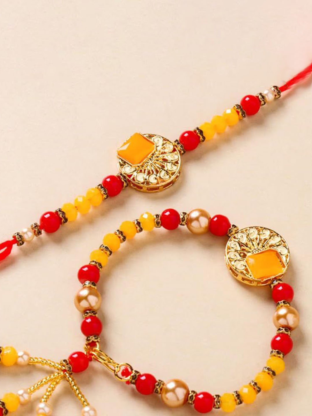 Floweraura Stone Studded & Beaded Bhaiya & Bhabhi Thread Rakhi With Roli Chawal, Red
Floweraura Stone Studded & Beaded Bhaiya & Bhabhi Thread Rakhi With Roli Chawal, Red