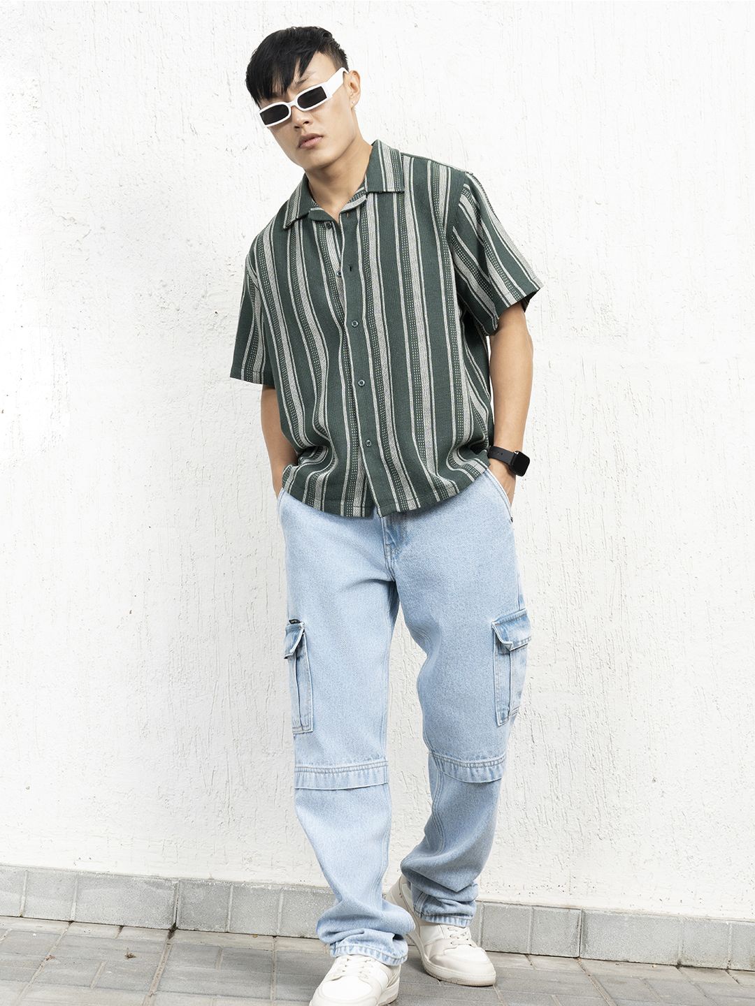 Hubberholme Men Standard Cuban Collar Vertical Striped Cotton Oversized Casual Shirt, Grey
Hubberholme Men Standard Cuban Collar Vertical Striped Cotton Oversized Casual Shirt, Grey