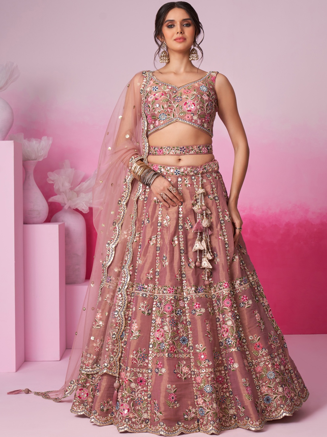 panchhi Embroidered Sequinned Net Semi-Stitched Lehenga & Unstitched Blouse With Dupatta, Rose gold
panchhi Embroidered Sequinned Net Semi-Stitched Lehenga & Unstitched Blouse With Dupatta, Rose gold