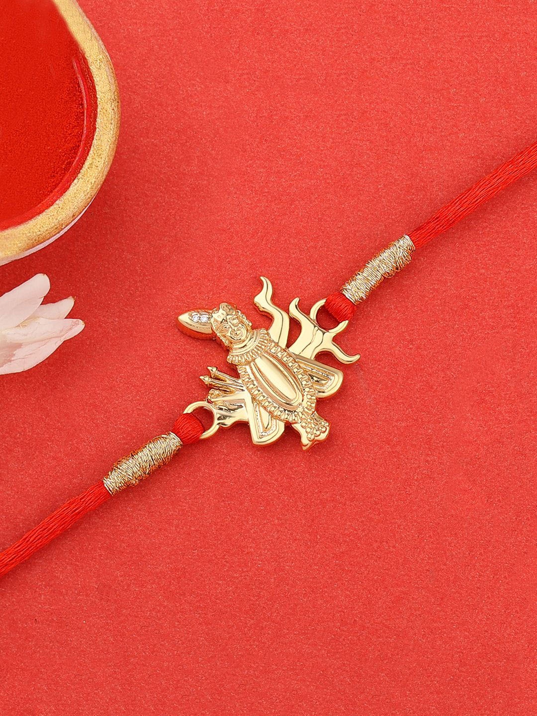 Ornate Jewels 925 Silver 18K Gold Plated American Diamond Shreenathji Rakhi & Roli Chawal
Ornate Jewels 925 Silver 18K Gold Plated American Diamond Shreenathji Rakhi & Roli Chawal
