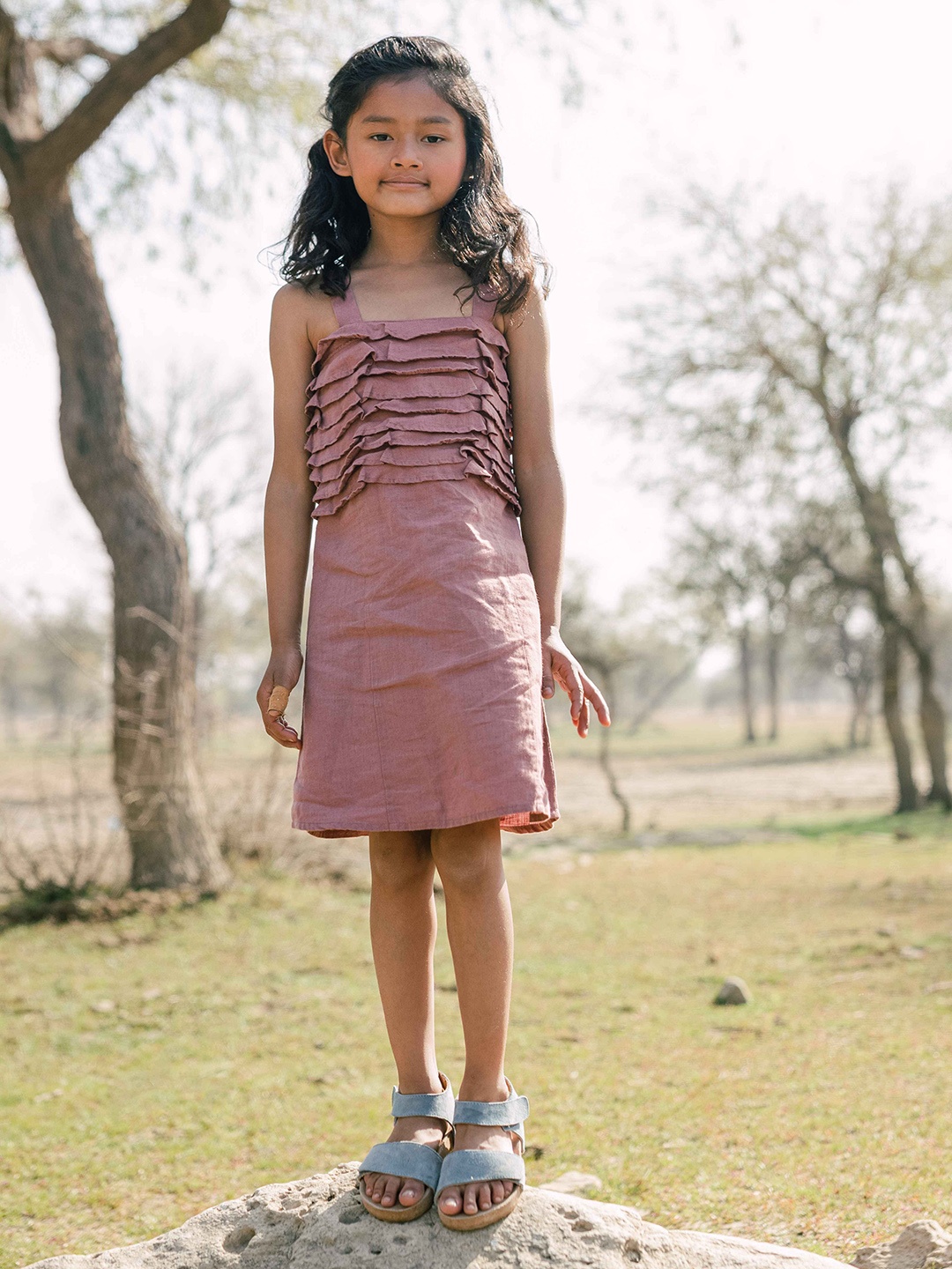 CHI LINEN CLOTHING Girls Shoulder straps Sleeveles Linen A-Line Knee Length Dress, Brown
CHI LINEN CLOTHING Girls Shoulder straps Sleeveles Linen A-Line Knee Length Dress, Brown