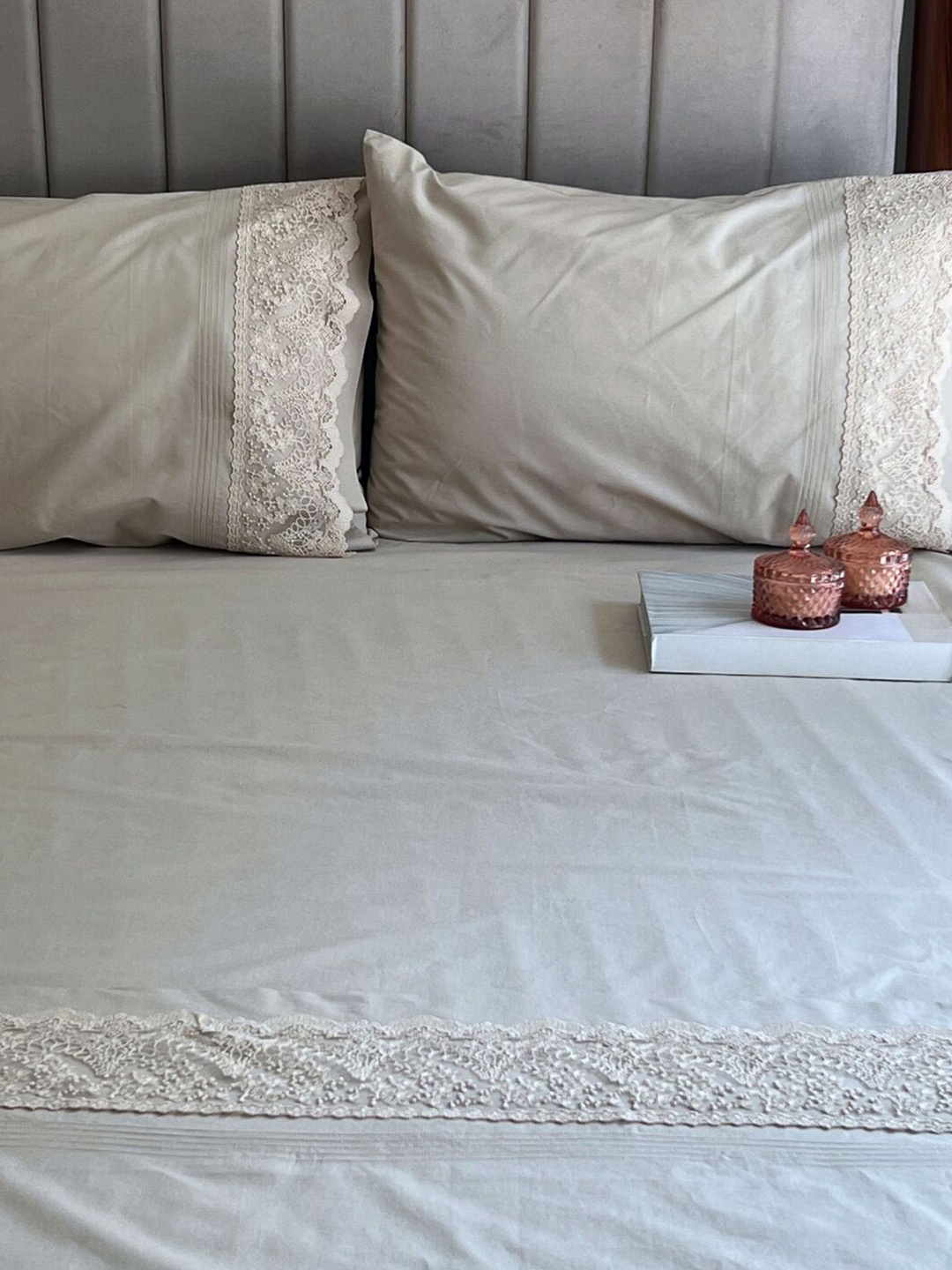 Sadyaska Beige Floral Embroidered 250 TC Cotton Super King Bedsheet With 2 Pillow Covers
Sadyaska Beige Floral Embroidered 250 TC Cotton Super King Bedsheet With 2 Pillow Covers