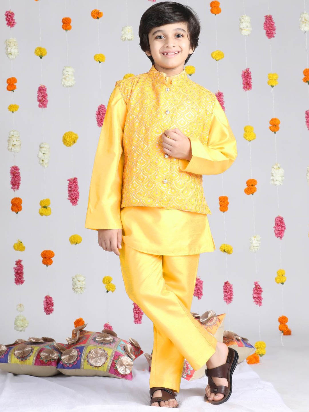 Cutiekins Boys Mandarin Collar Sequinned Silk Straight Kurta with Pyjamas & Jacket, Yellow
Cutiekins Boys Mandarin Collar Sequinned Silk Straight Kurta with Pyjamas & Jacket, Yellow