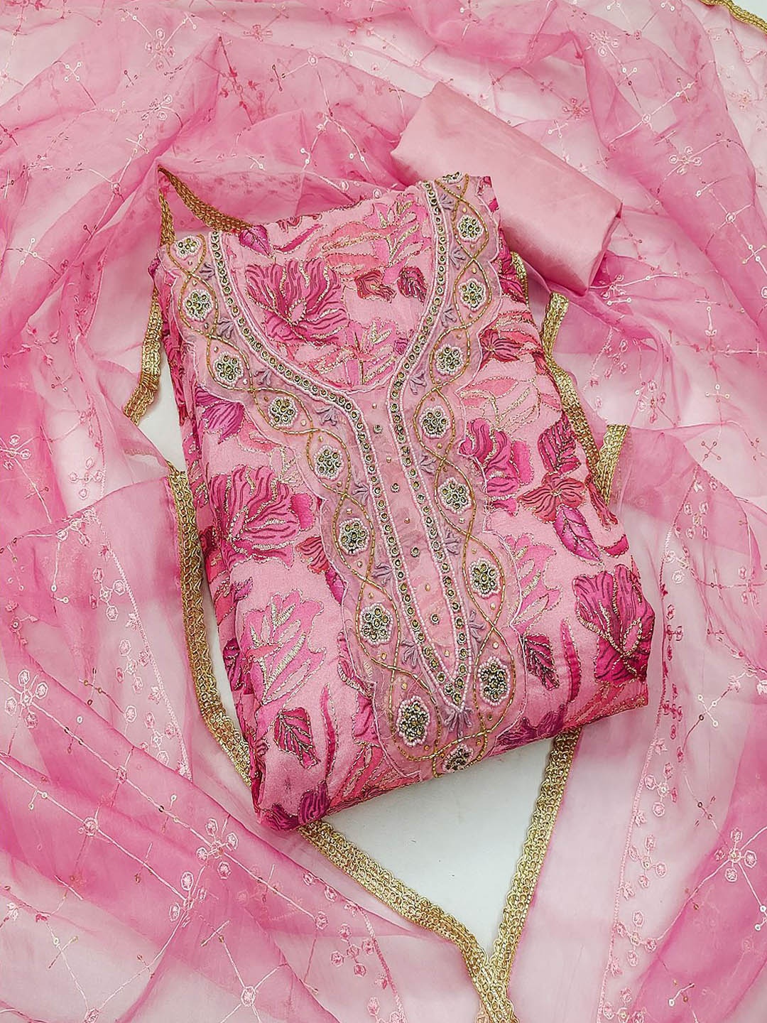 Lilots Floral Embroidered Beads and Stones Organza Unstitched Dress Material, Pink
Lilots Floral Embroidered Beads and Stones Organza Unstitched Dress Material, Pink