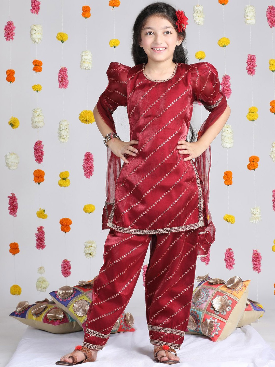 Cutiekins Girls Embroidered Puffed Sleeves Straight Kurta With Palazzos & Dupatta, Maroon
Cutiekins Girls Embroidered Puffed Sleeves Straight Kurta With Palazzos & Dupatta, Maroon