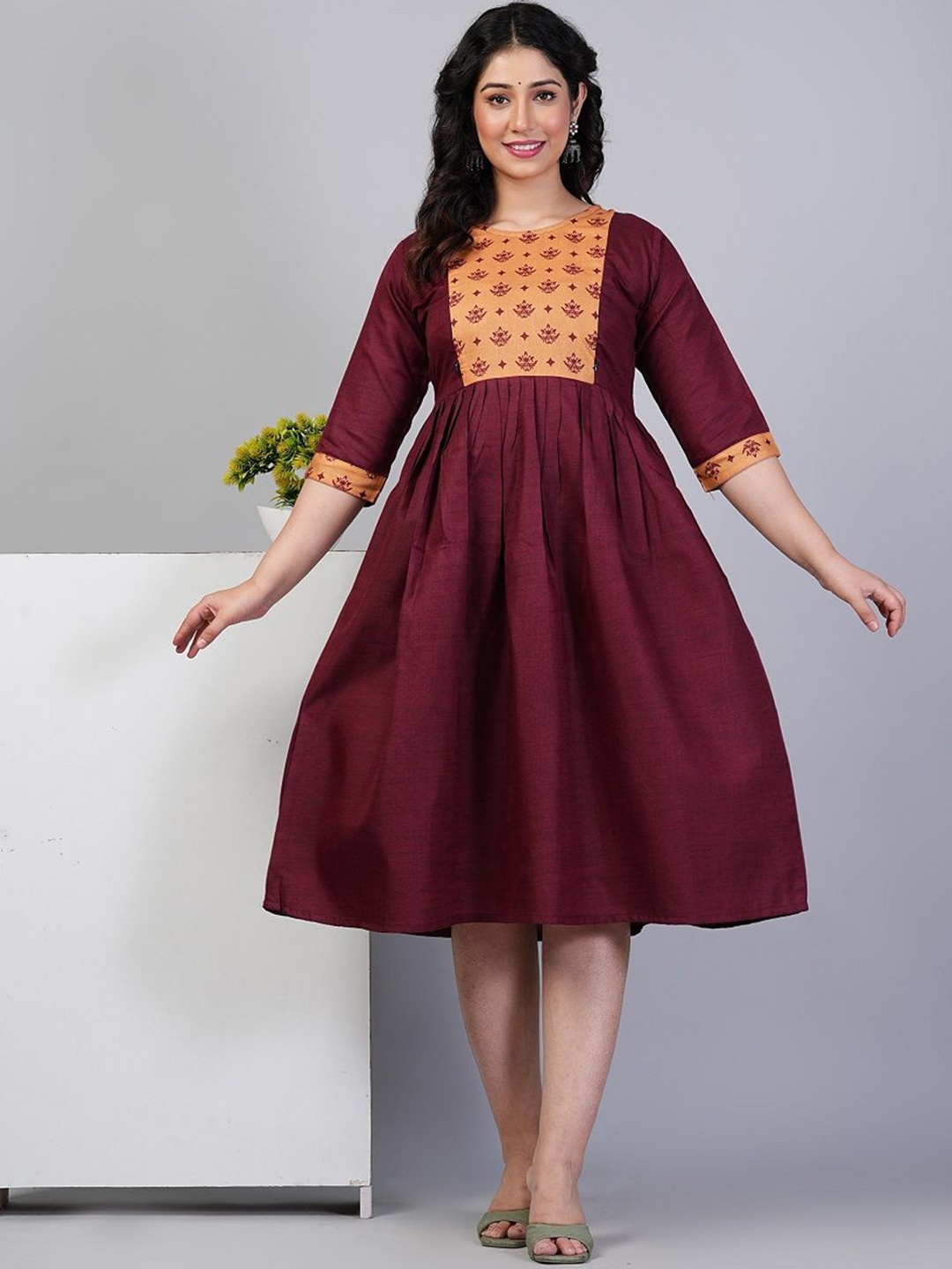 HETSA Floral Yoke Designed Round Neck Gathered Maternity Feeding Fit & Flare Ethnic Dress, Maroon
HETSA Floral Yoke Designed Round Neck Gathered Maternity Feeding Fit & Flare Ethnic Dress, Maroon