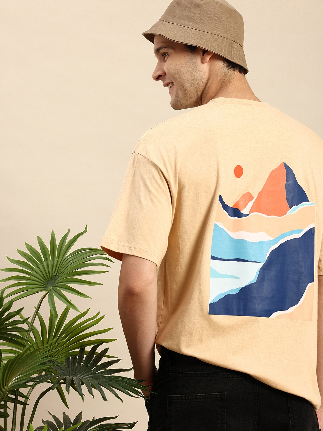 Mast & Harbour Pure Cotton Graphic Printed Drop-Shoulder Sleeves Relaxed Fit T-shirt, Beige
Mast & Harbour Pure Cotton Graphic Printed Drop-Shoulder Sleeves Relaxed Fit T-shirt, Beige