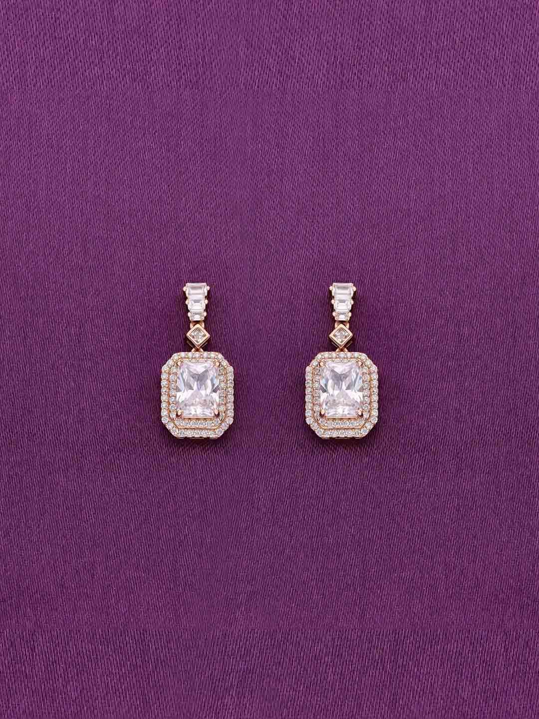 KAI JEWEL Rose Gold-Plated 92.5 Sterling Silver Zircon Studded Baguette Drop Earrings
KAI JEWEL Rose Gold-Plated 92.5 Sterling Silver Zircon Studded Baguette Drop Earrings