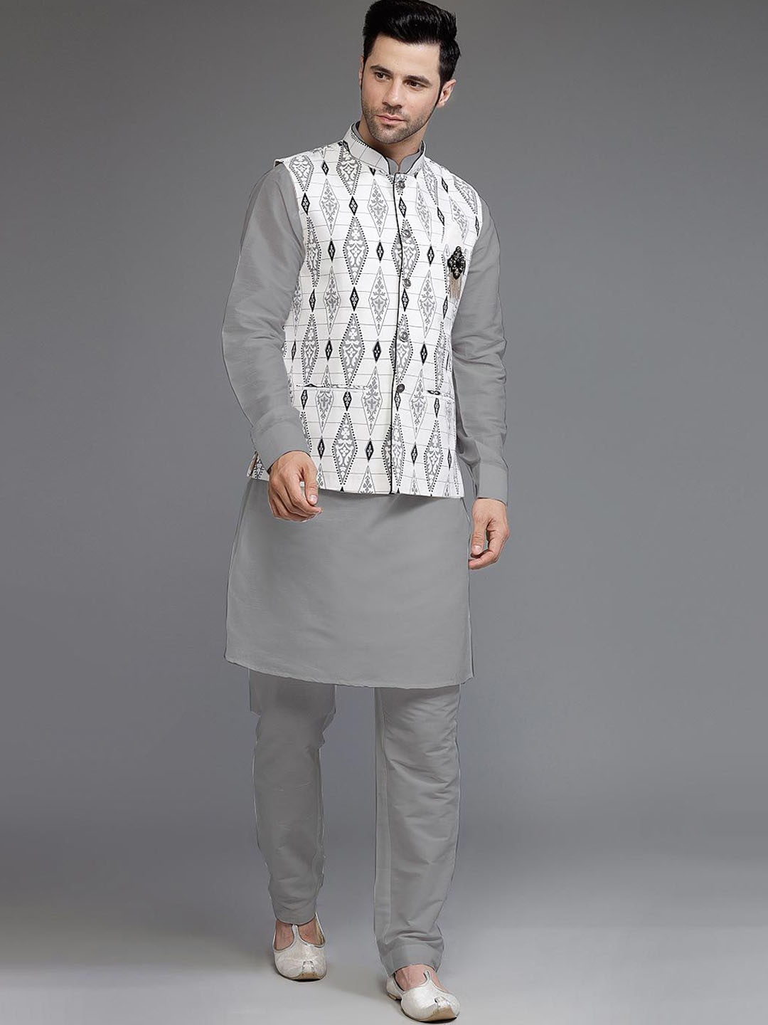 Utsav Fashion Mandarin Collar Cotton Silk Straight Kurta With Trousers & Nehru Jacket, Grey
Utsav Fashion Mandarin Collar Cotton Silk Straight Kurta With Trousers & Nehru Jacket, Grey