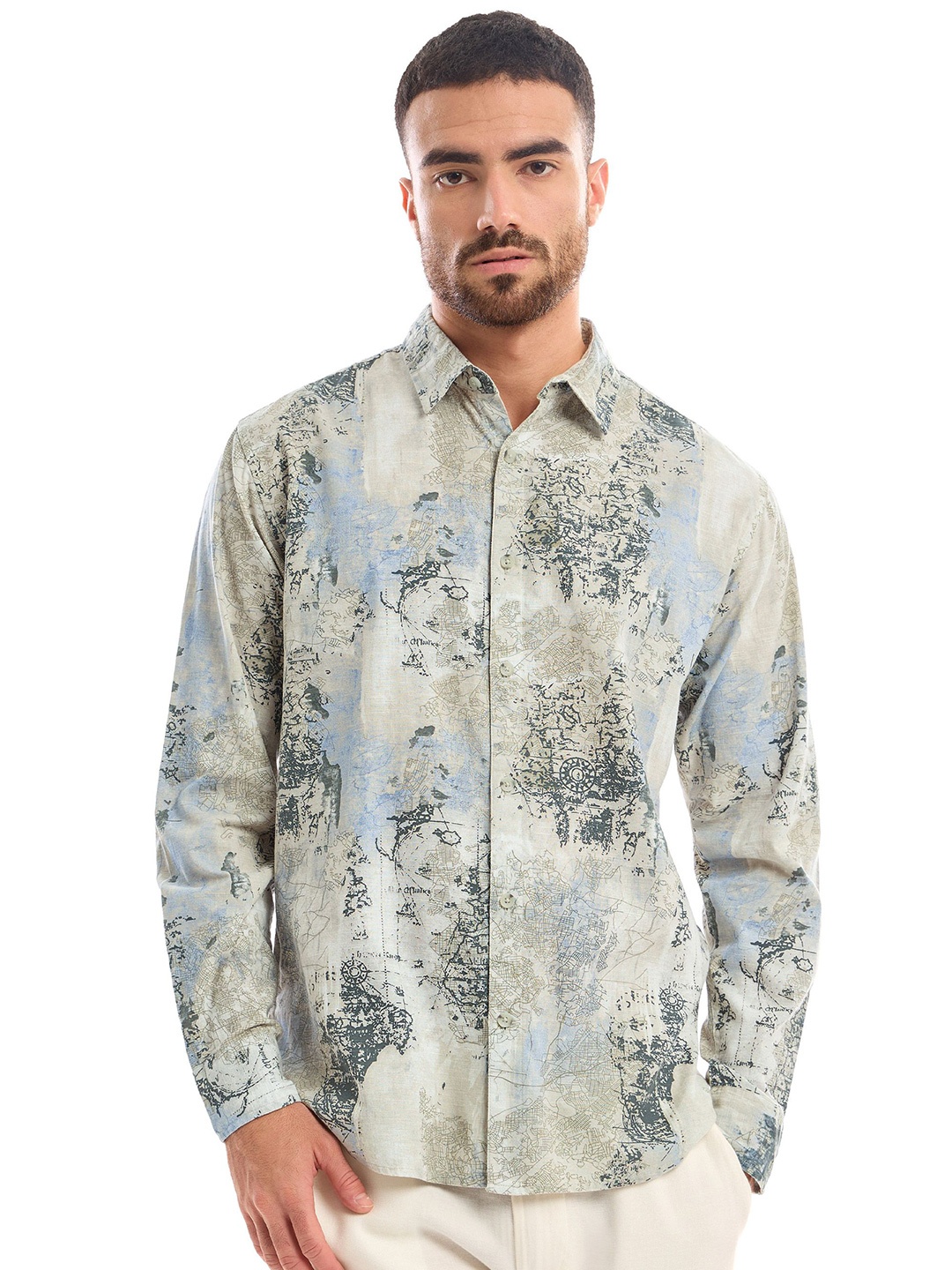 Beyoung Men Classic Spread Collar Abstract Printed Abstract Cotton Casual Shirt, Grey
Beyoung Men Classic Spread Collar Abstract Printed Abstract Cotton Casual Shirt, Grey