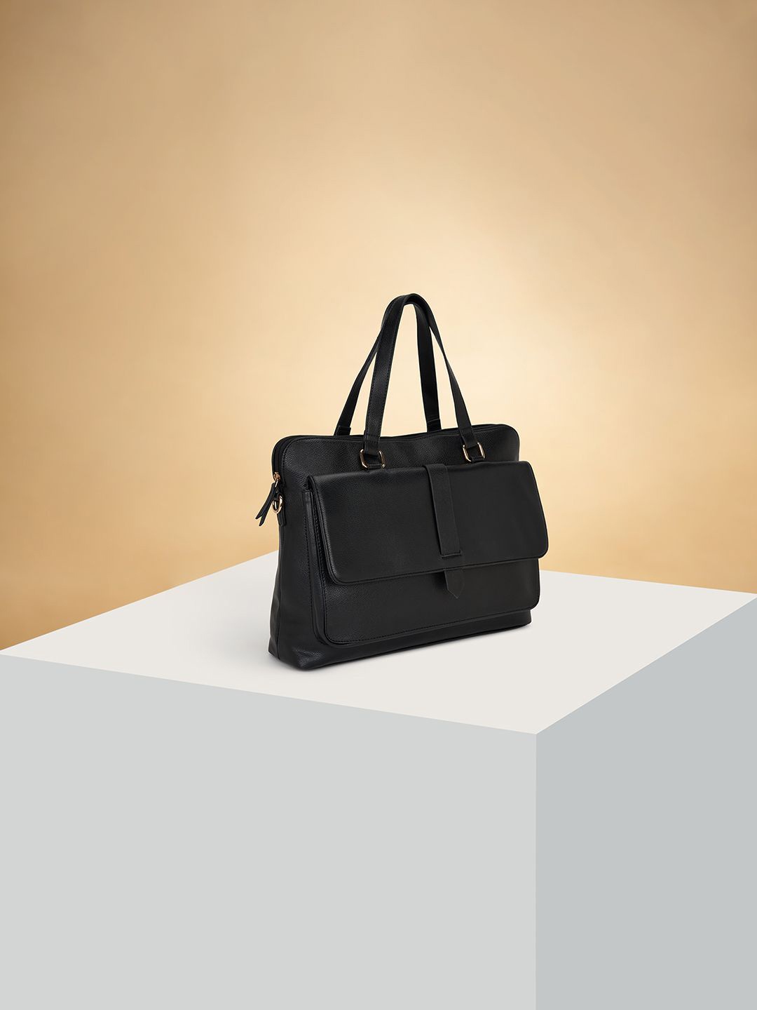 Forever Glam by Pantaloons Women Solid PU Oversized Structured Handheld Bag with Cut Work, Black
Forever Glam by Pantaloons Women Solid PU Oversized Structured Handheld Bag with Cut Work, Black
