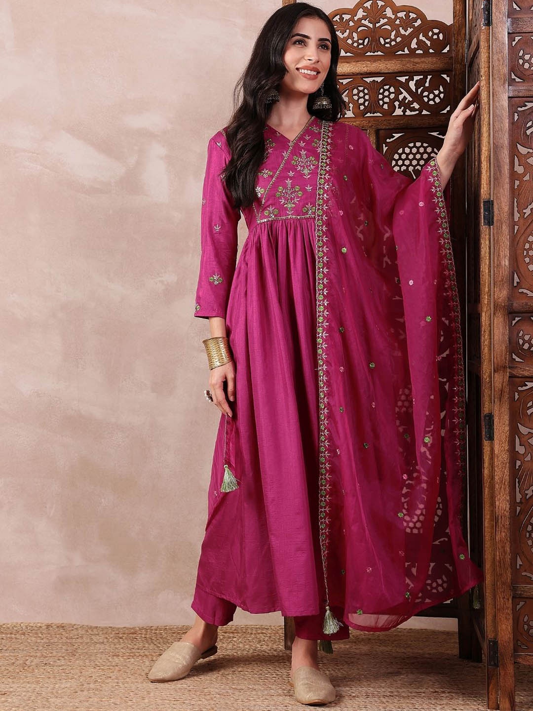 KALINI Floral Embroidered Empire Thread Work Kurta with Trousers & Dupatta, Pink
KALINI Floral Embroidered Empire Thread Work Kurta with Trousers & Dupatta, Pink