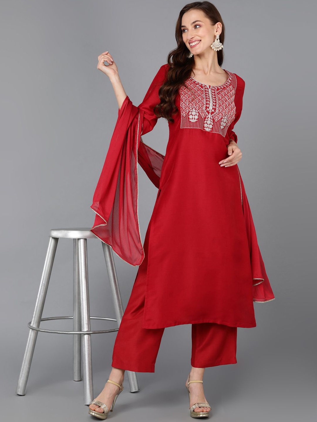 Anouk Geometric Yoke Design Round Neck Zari Straight Kurta With Trousers & Dupatta, Red
Anouk Geometric Yoke Design Round Neck Zari Straight Kurta With Trousers & Dupatta, Red
