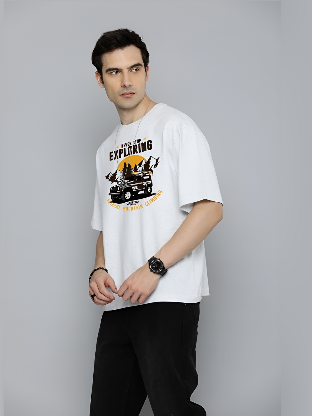 The Roadster Lifestyle Co.Men Graphic Printed Round Neck Cotton Oversized T-Shirt, White
The Roadster Lifestyle Co.Men Graphic Printed Round Neck Cotton Oversized T-Shirt, White