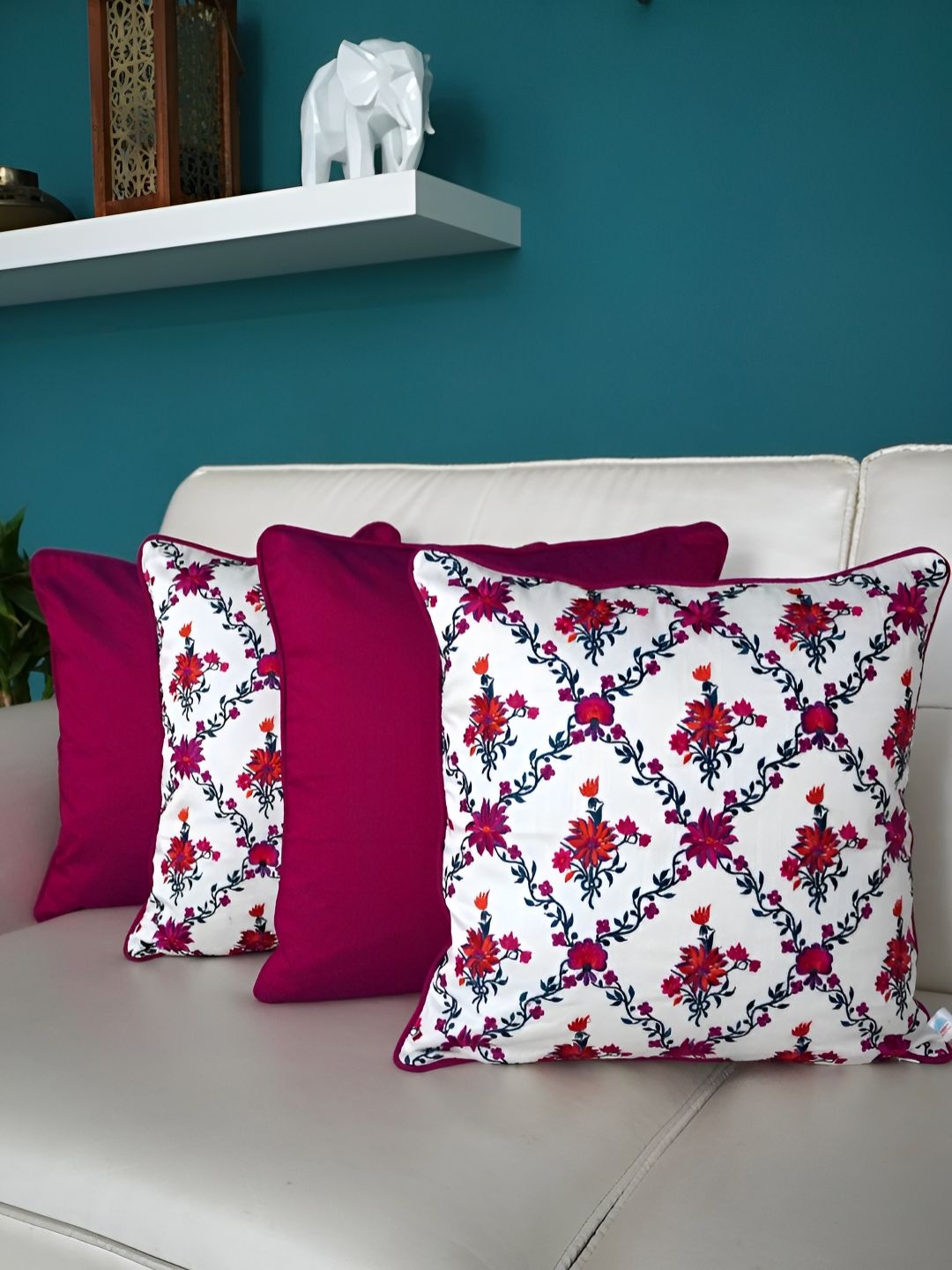 TARA- Sparkling Homes Burgundy & White 4 Pieces Floral Printed Square Cushion Covers
TARA- Sparkling Homes Burgundy & White 4 Pieces Floral Printed Square Cushion Covers