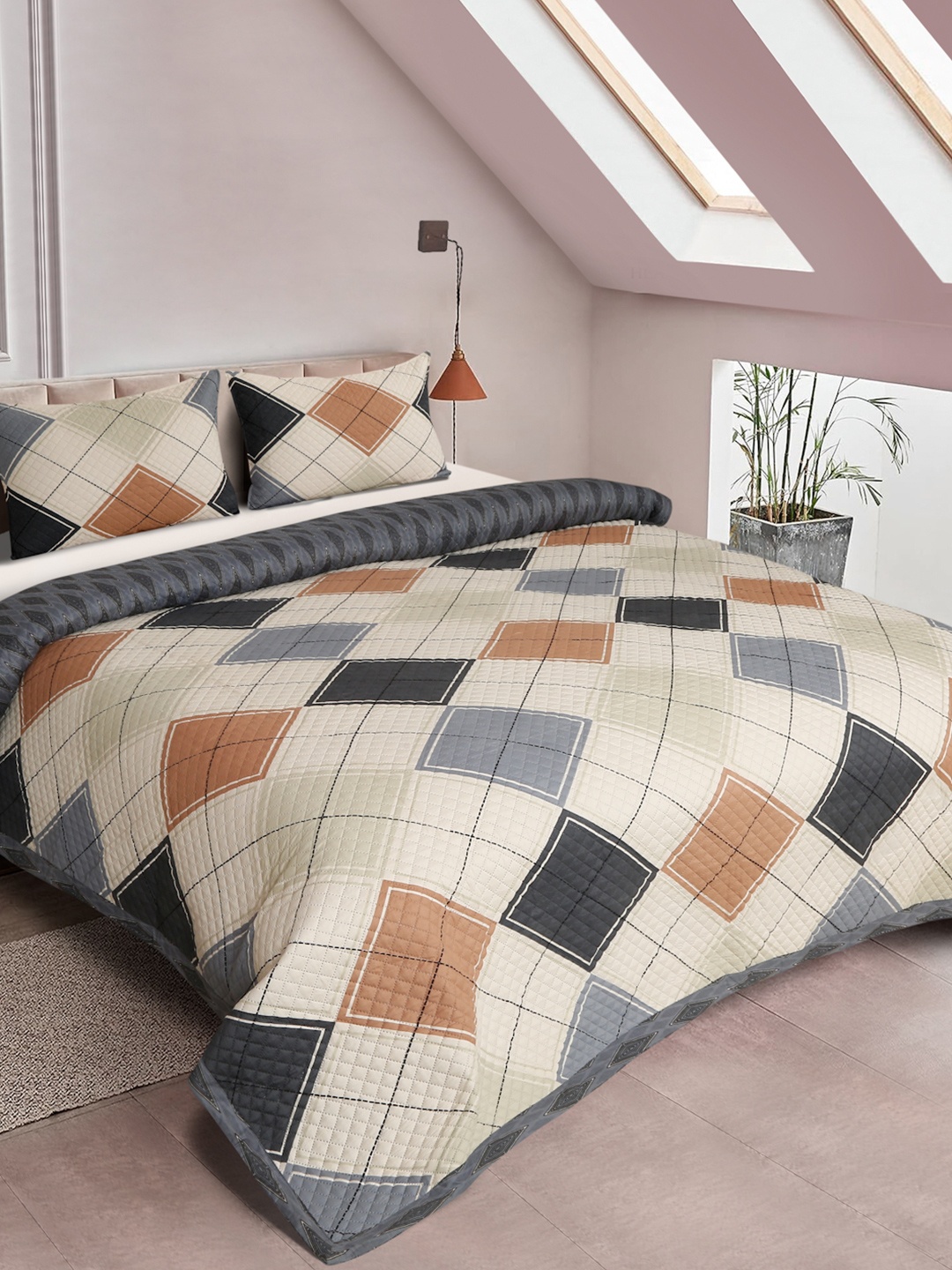 DREAM WEAVERZ White & Grey Geometric Printed Double Bed Queen Cover With 2 Pillow Covers
DREAM WEAVERZ White & Grey Geometric Printed Double Bed Queen Cover With 2 Pillow Covers
