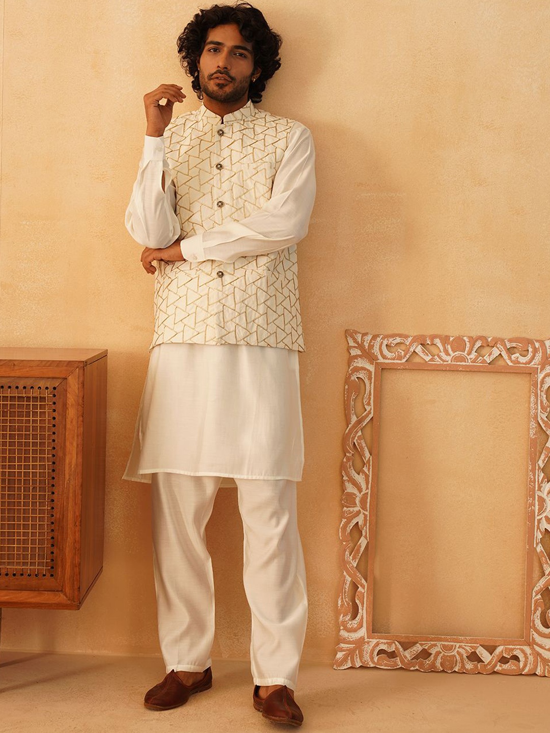 Jompers Mandarin Collar Silk Cotton Kurta with Pyjamas & Embroidered Nehru Jacket, Cream
Jompers Mandarin Collar Silk Cotton Kurta with Pyjamas & Embroidered Nehru Jacket, Cream