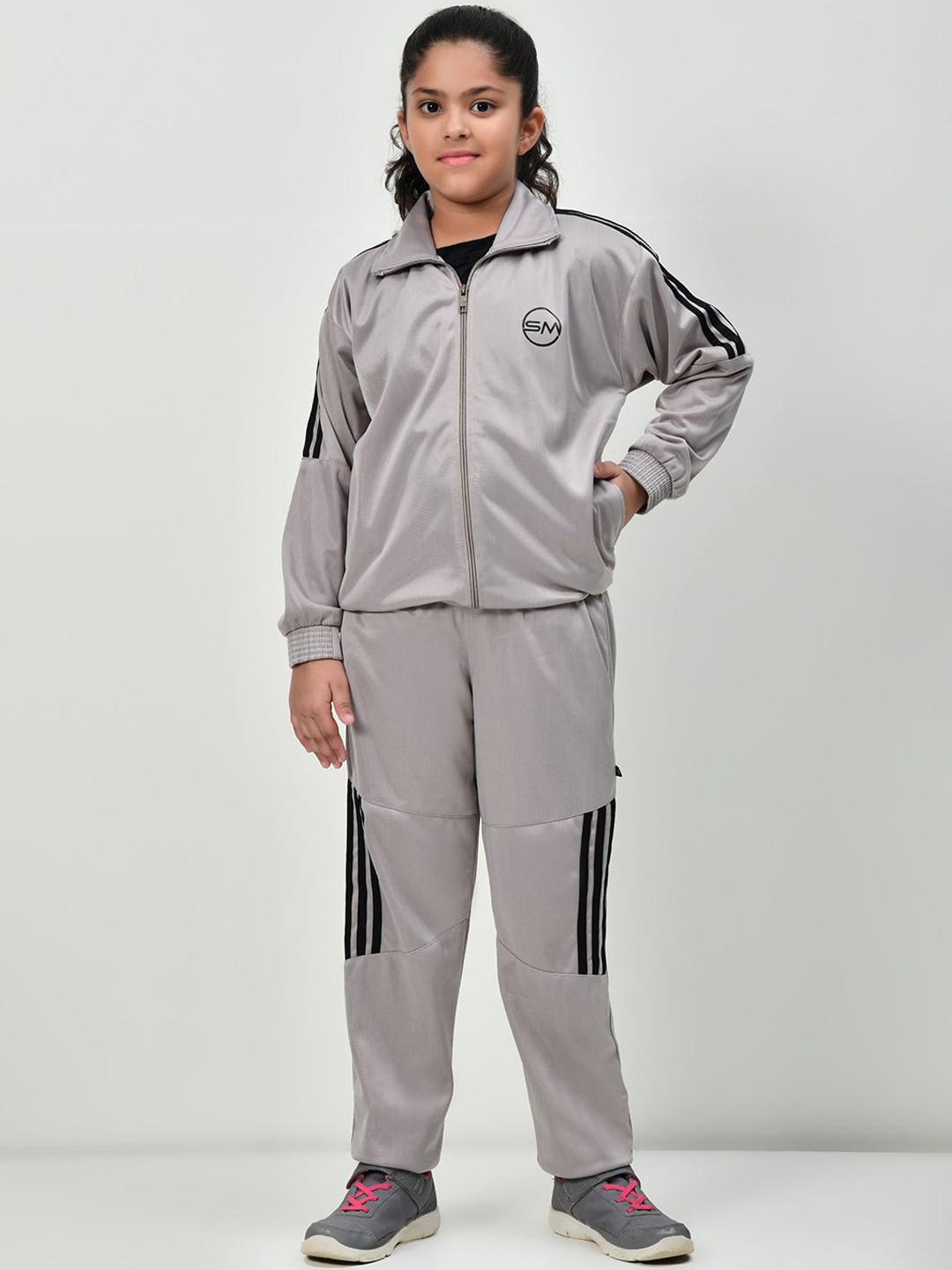 SMSHOPMORE Track Suit For Girl's with Woolen Fabric for Regular Fit & Comfortable, Grey
SMSHOPMORE Track Suit For Girl's with Woolen Fabric for Regular Fit & Comfortable, Grey