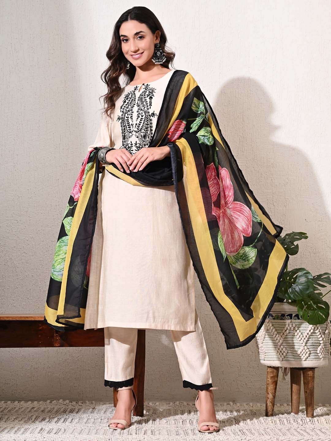 MEESAN Floral Yoke Design Chanderi Silk Straight Kurta With Trouser & Dupatta, Beige
MEESAN Floral Yoke Design Chanderi Silk Straight Kurta With Trouser & Dupatta, Beige