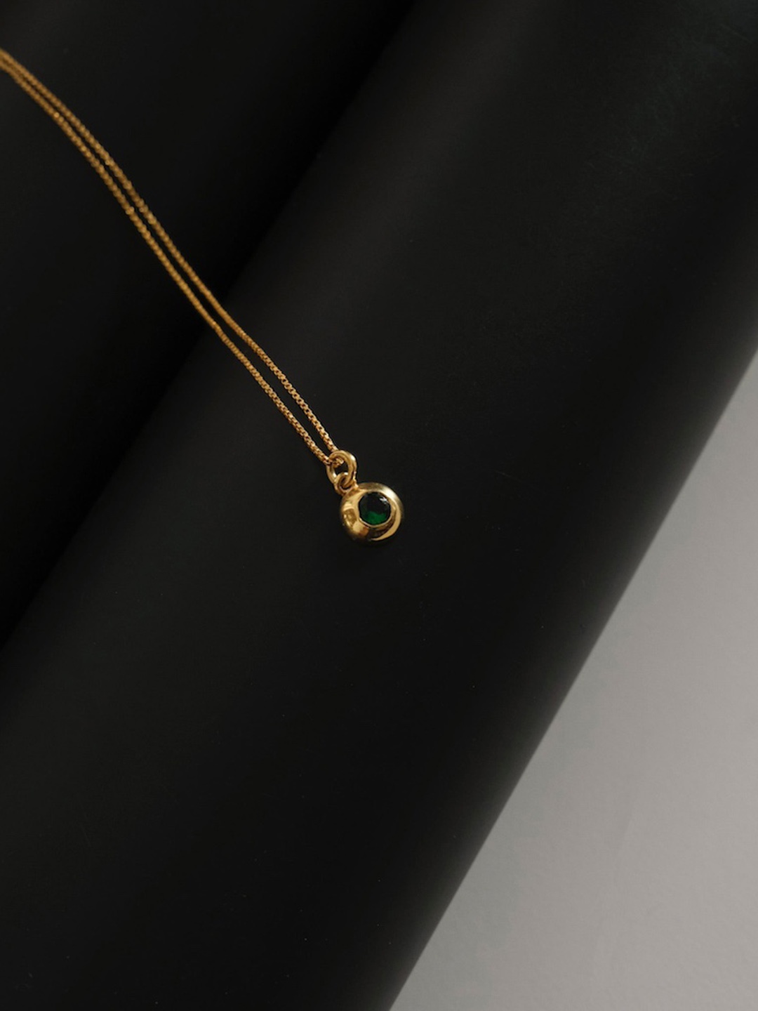 Anushka Jain Jewellery 925 Sterling Silver Gold-Plated Cubic Zirconia Birthstone Necklace
Anushka Jain Jewellery 925 Sterling Silver Gold-Plated Cubic Zirconia Birthstone Necklace