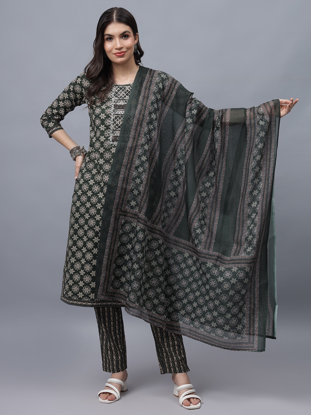 ADAA JAIPUR Floral Printed Thread Work Pure Cotton Straight Kurta with Trousers & Dupatta, Green
ADAA JAIPUR Floral Printed Thread Work Pure Cotton Straight Kurta with Trousers & Dupatta, Green