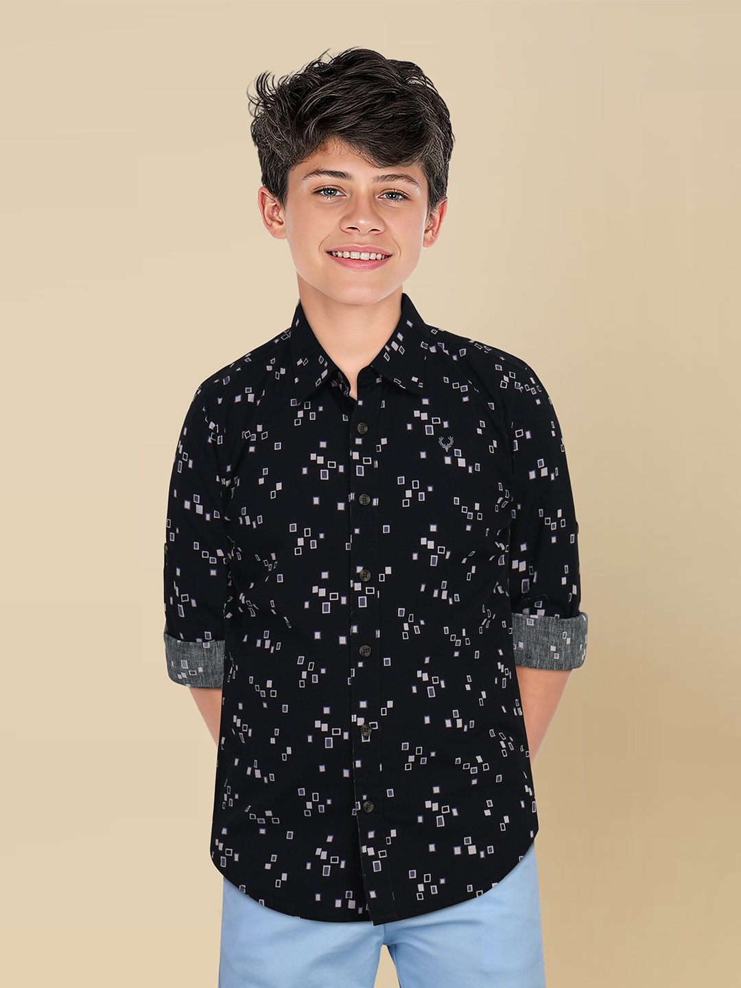 Allen Solly Junior Boys Spread Collar Geometric Printed Cotton Slim Fit Casual Shirt, Black
Allen Solly Junior Boys Spread Collar Geometric Printed Cotton Slim Fit Casual Shirt, Black