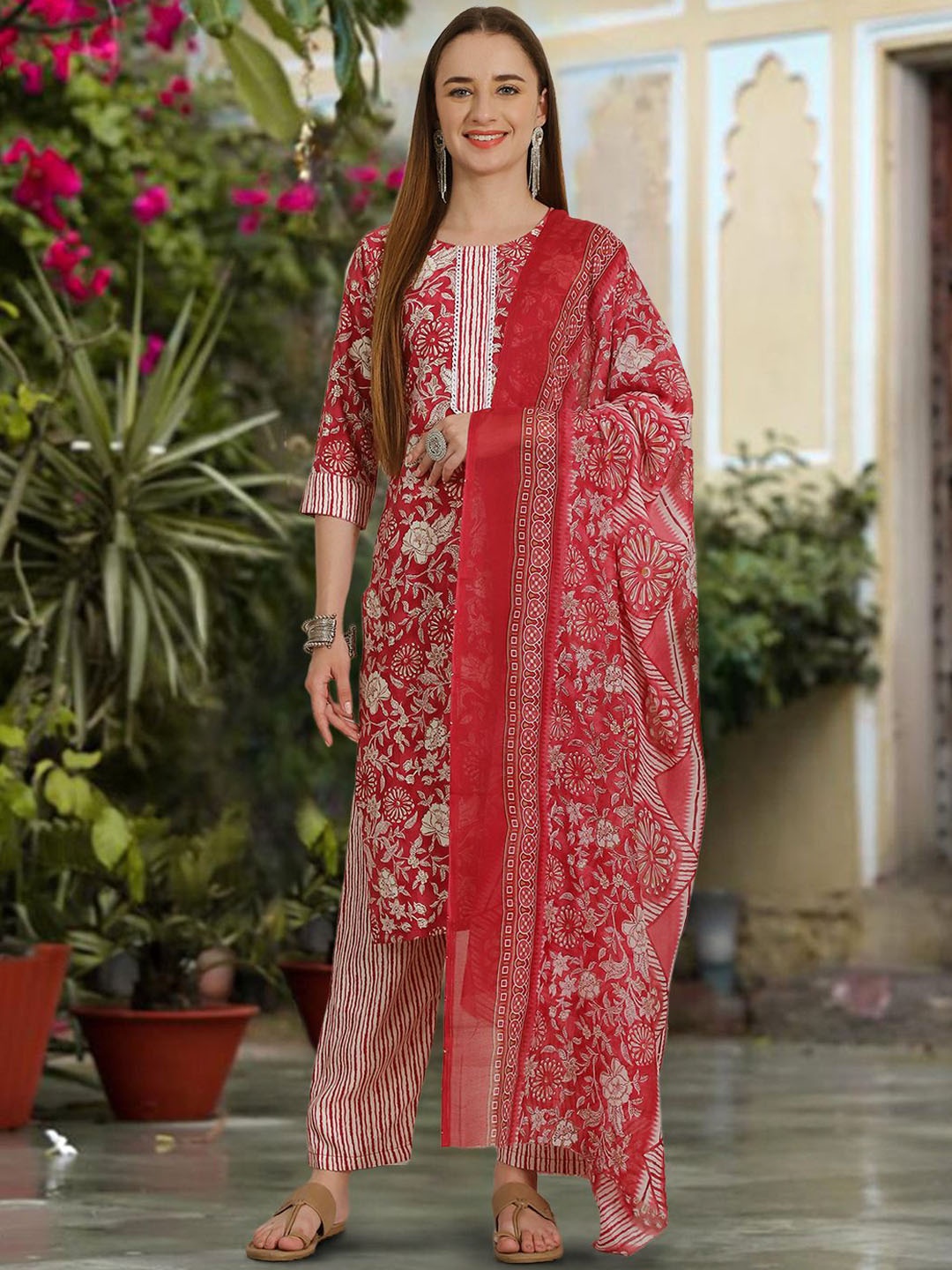 Ethnic basket Floral Printed Pure Cotton Straight Kurta With Trousers & Dupatta, Pink
Ethnic basket Floral Printed Pure Cotton Straight Kurta With Trousers & Dupatta, Pink