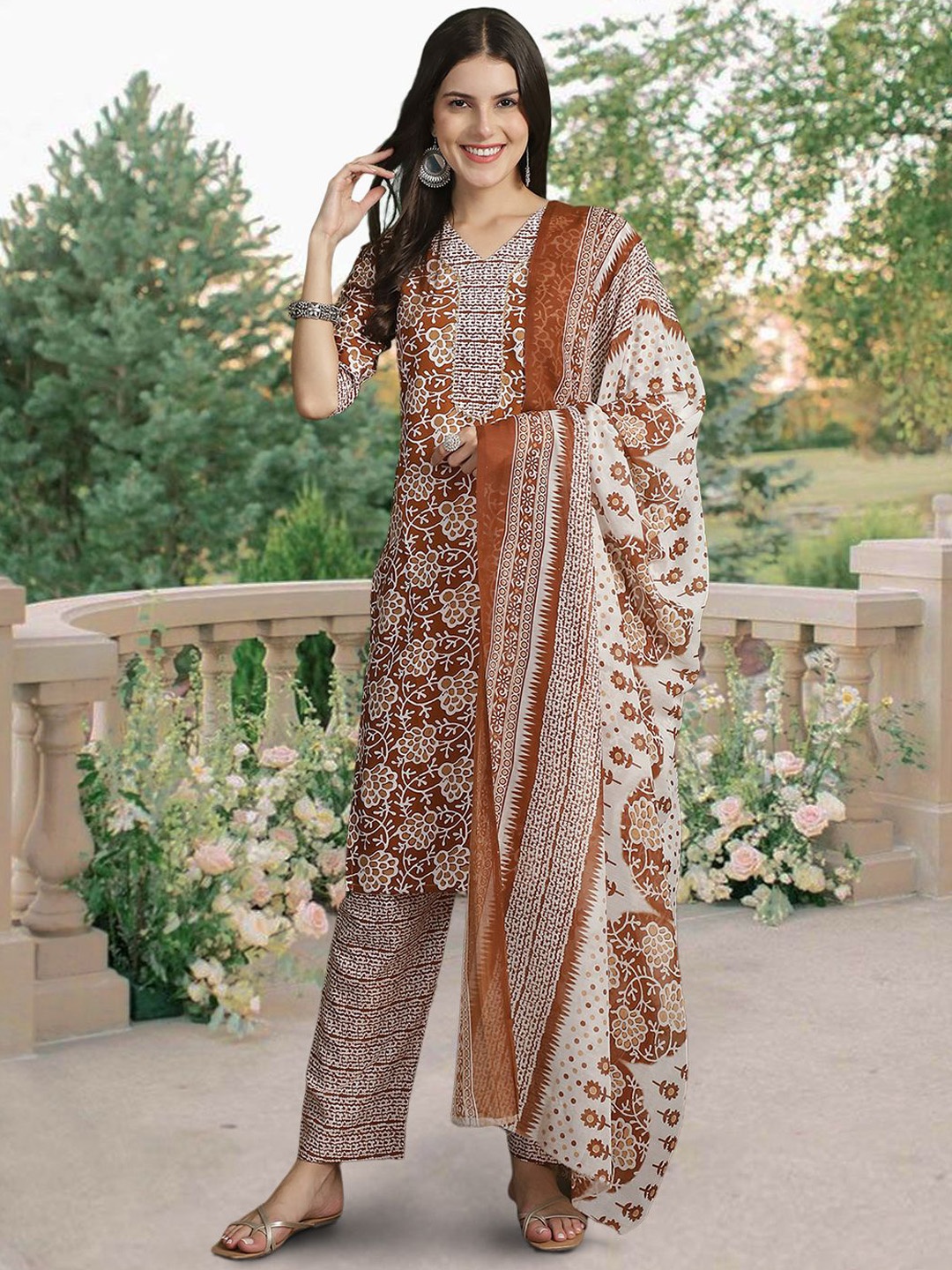 Ethnic basket Floral Printed Pure Cotton Straight Kurta & Trousers With Dupatta, Rust
Ethnic basket Floral Printed Pure Cotton Straight Kurta & Trousers With Dupatta, Rust