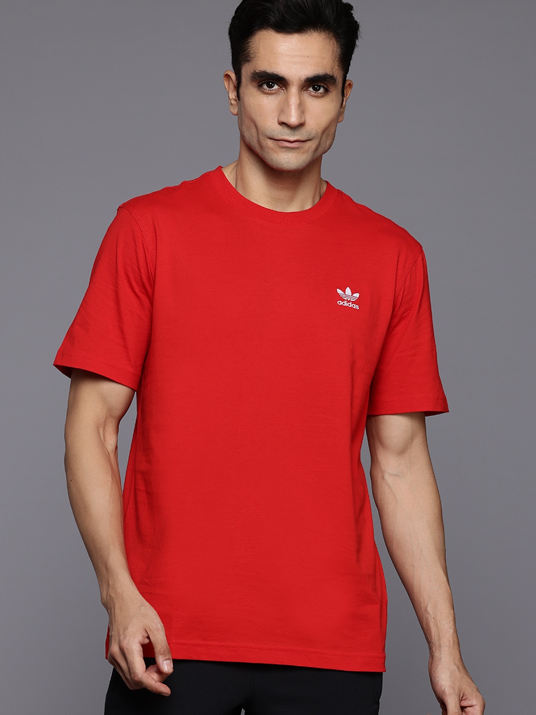 ADIDAS Originals Drop-Shoulder Sleeves Trefoil Essentials Pure Cotton T-shirt, Red
ADIDAS Originals Drop-Shoulder Sleeves Trefoil Essentials Pure Cotton T-shirt, Red