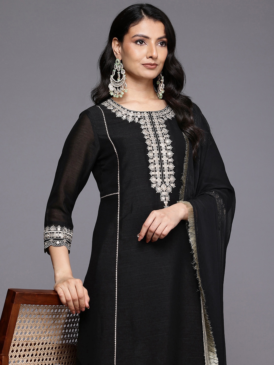 Varanga Ethnic Motifs Embroidered Zari Panelled Kurta With Trousers & Dupatta, Black
Varanga Ethnic Motifs Embroidered Zari Panelled Kurta With Trousers & Dupatta, Black