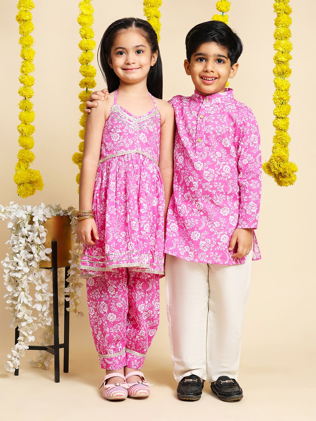 Cutiekins Girls Floral Printed Gotta Patti Pure Cotton A-Line Kurta With Salwar, Purple
Cutiekins Girls Floral Printed Gotta Patti Pure Cotton A-Line Kurta With Salwar, Purple