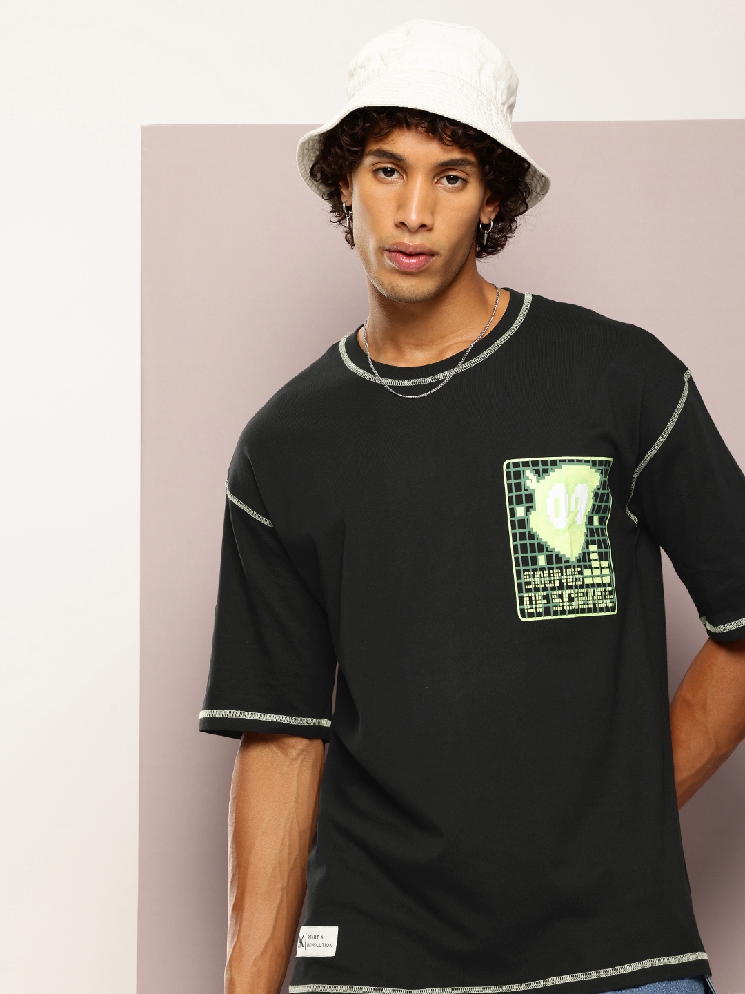 Dexter by Kook N Keech Printed Drop-Shoulder Sleeves Pure Cotton Oversized T-shirt, Black
Dexter by Kook N Keech Printed Drop-Shoulder Sleeves Pure Cotton Oversized T-shirt, Black