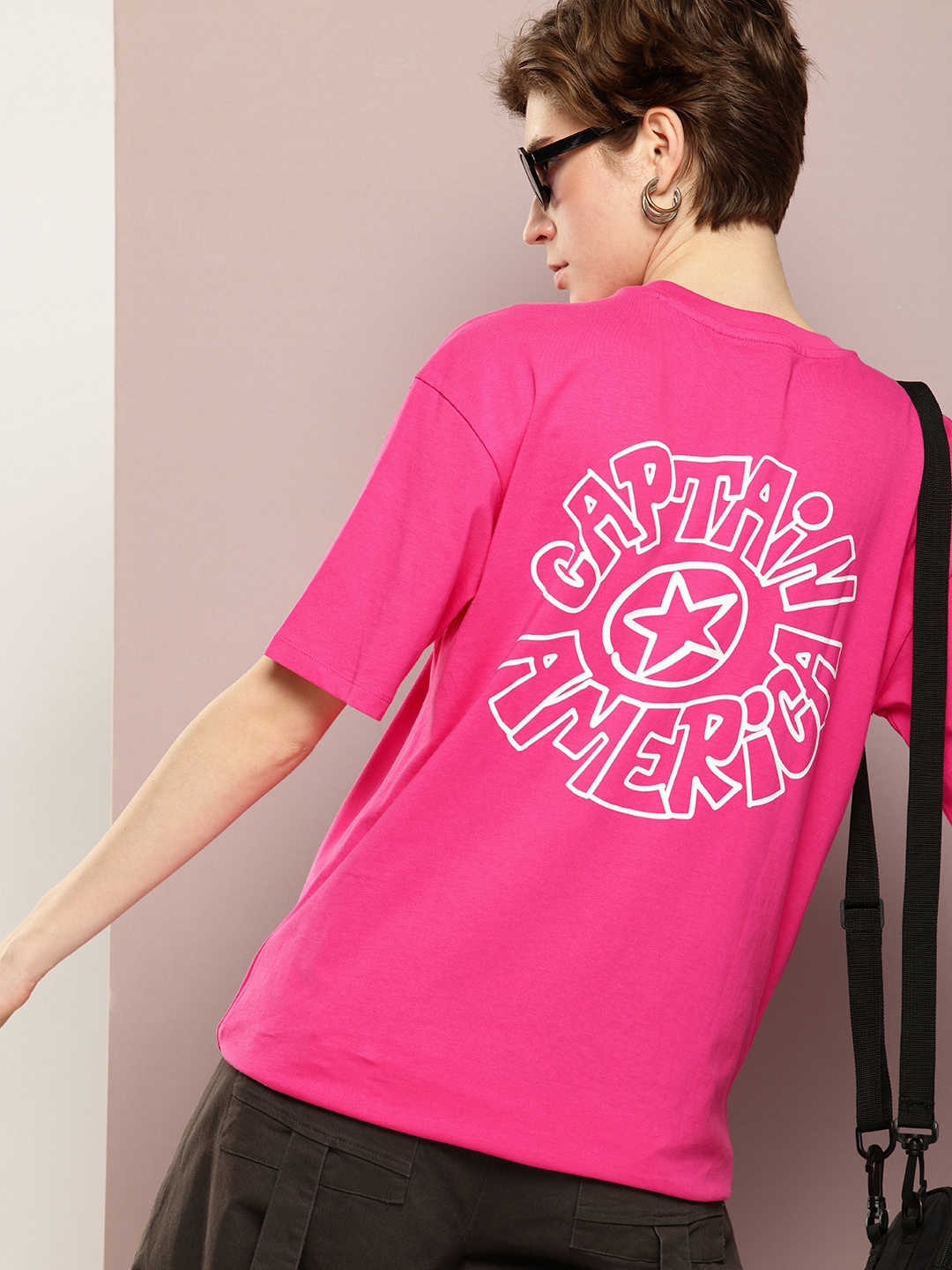 Kook N Keech Marvel Printed Drop-Shoulder Sleeves Pure Cotton Oversized T-shirt, Pink
Kook N Keech Marvel Printed Drop-Shoulder Sleeves Pure Cotton Oversized T-shirt, Pink