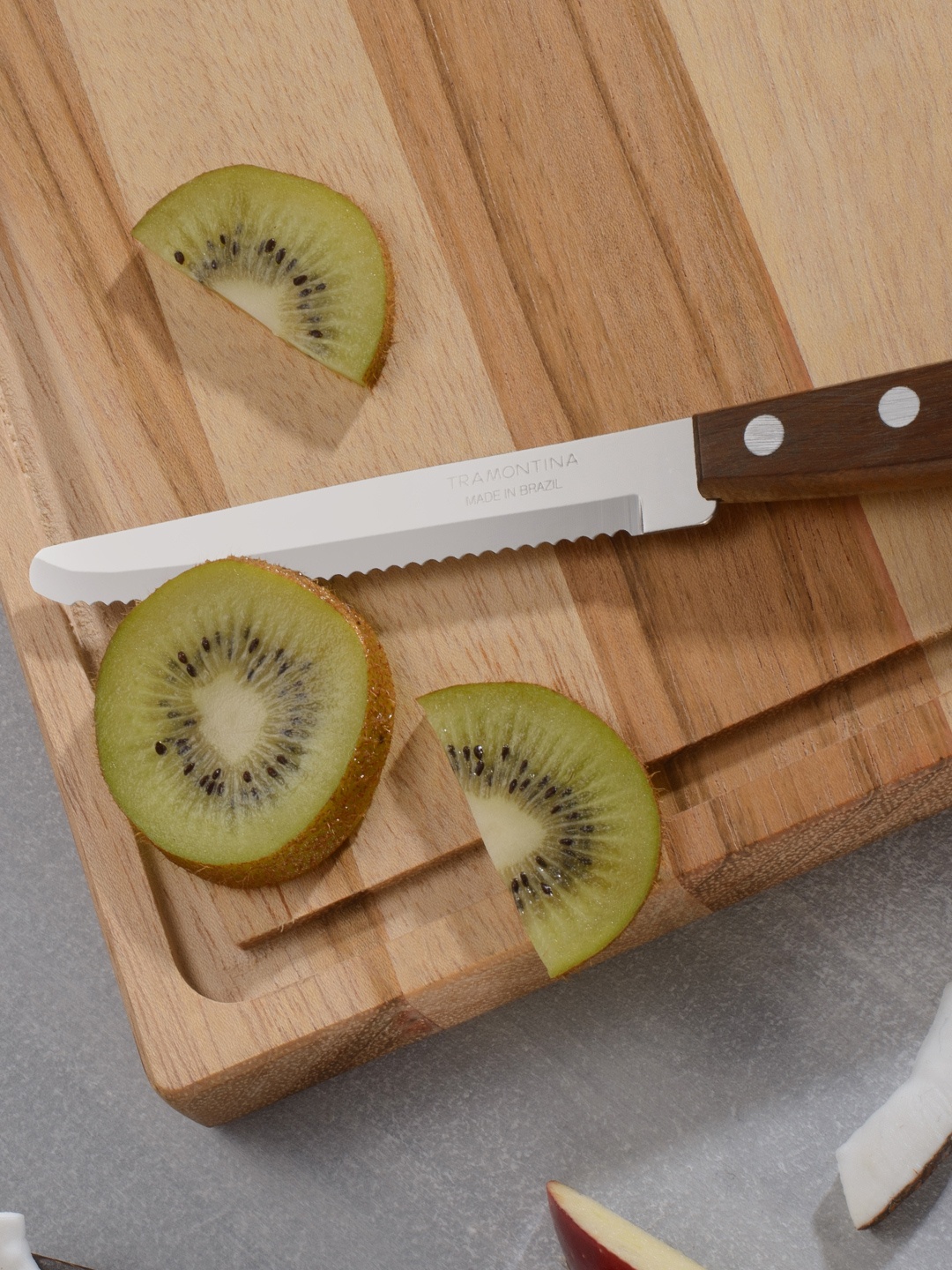 Tramontina Tradicional Stainless Steel Serrated Brazilian Wood Fruit Knife 12cm, Brown
Tramontina Tradicional Stainless Steel Serrated Brazilian Wood Fruit Knife 12cm, Brown