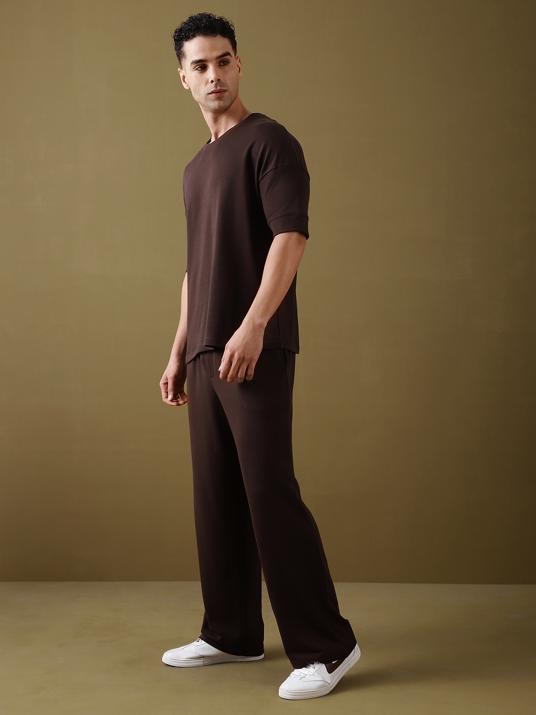 DILLINGER Oversized Drop Shoulder Ultra Soft Drapey Cotton T-Shirt & Track Pants Co-Ords, Brown
DILLINGER Oversized Drop Shoulder Ultra Soft Drapey Cotton T-Shirt & Track Pants Co-Ords, Brown