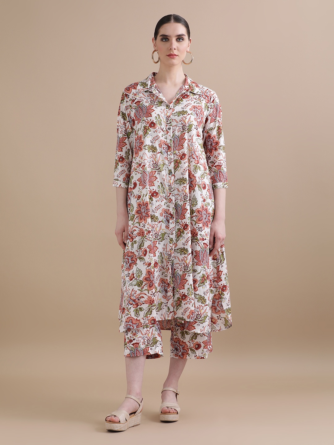 BLACK & BLAH BLAH Relaxed Fit Floral Printed A-Line Pure Cotton Kurta and Trouser, Maroon
BLACK & BLAH BLAH Relaxed Fit Floral Printed A-Line Pure Cotton Kurta and Trouser, Maroon