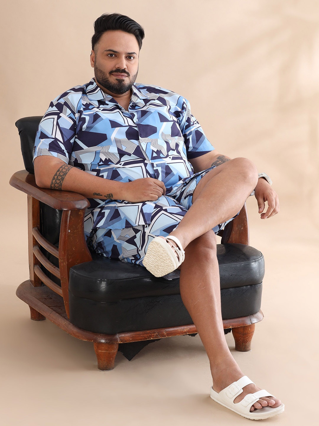 Bushirt Plus Size Abstract Printed Cuban Collar Short Sleeves Shirt With Shorts, Blue
Bushirt Plus Size Abstract Printed Cuban Collar Short Sleeves Shirt With Shorts, Blue