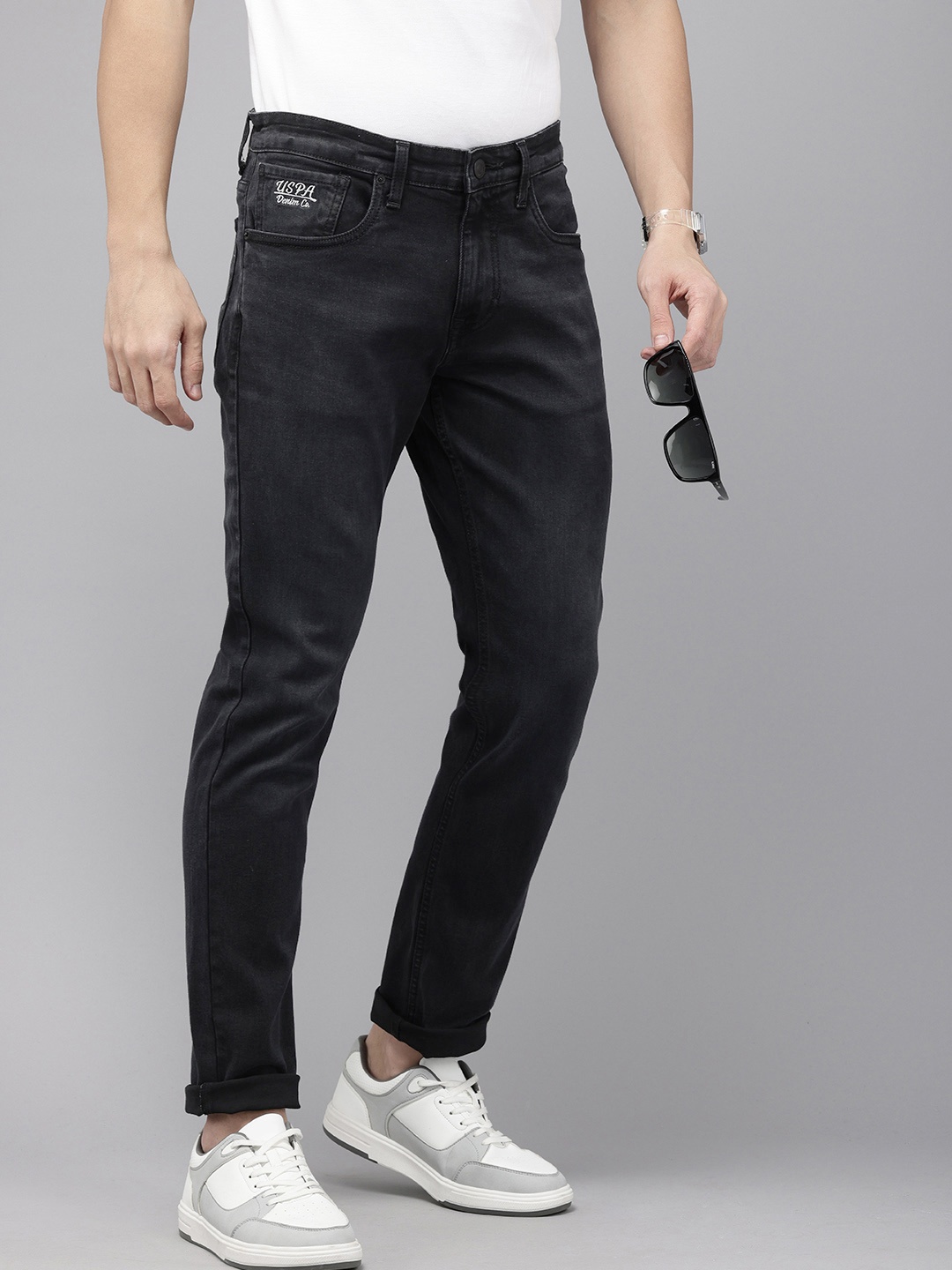 U.S. Polo Assn. Denim Co. Men Brandon Slim Tapered Fit Light Fade Stretchable Jeans, Black
U.S. Polo Assn. Denim Co. Men Brandon Slim Tapered Fit Light Fade Stretchable Jeans, Black