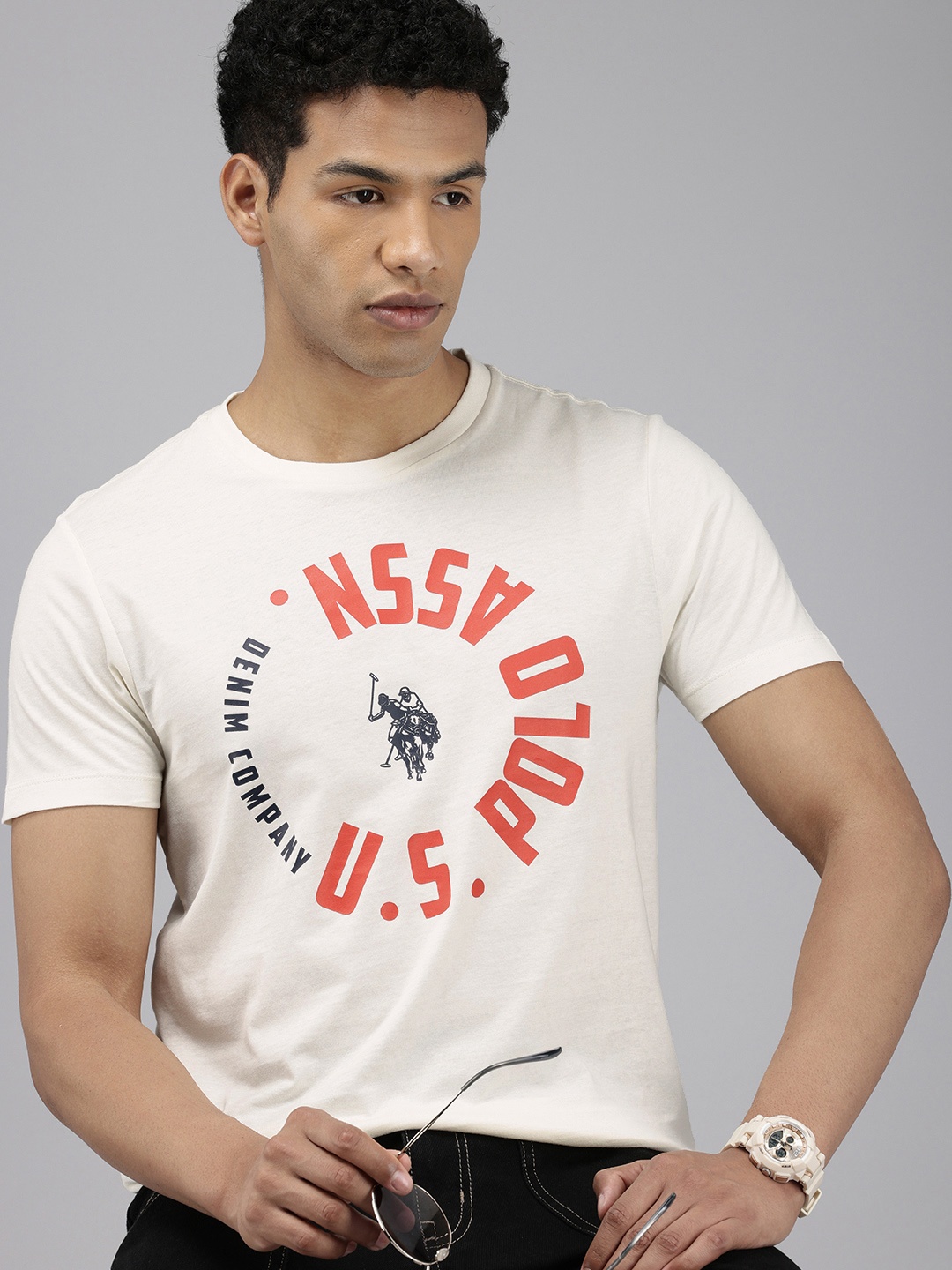 U.S. Polo Assn. Denim Co. Pure Cotton Brand Logo Printed Slim Fit T-shirt, Off white
U.S. Polo Assn. Denim Co. Pure Cotton Brand Logo Printed Slim Fit T-shirt, Off white