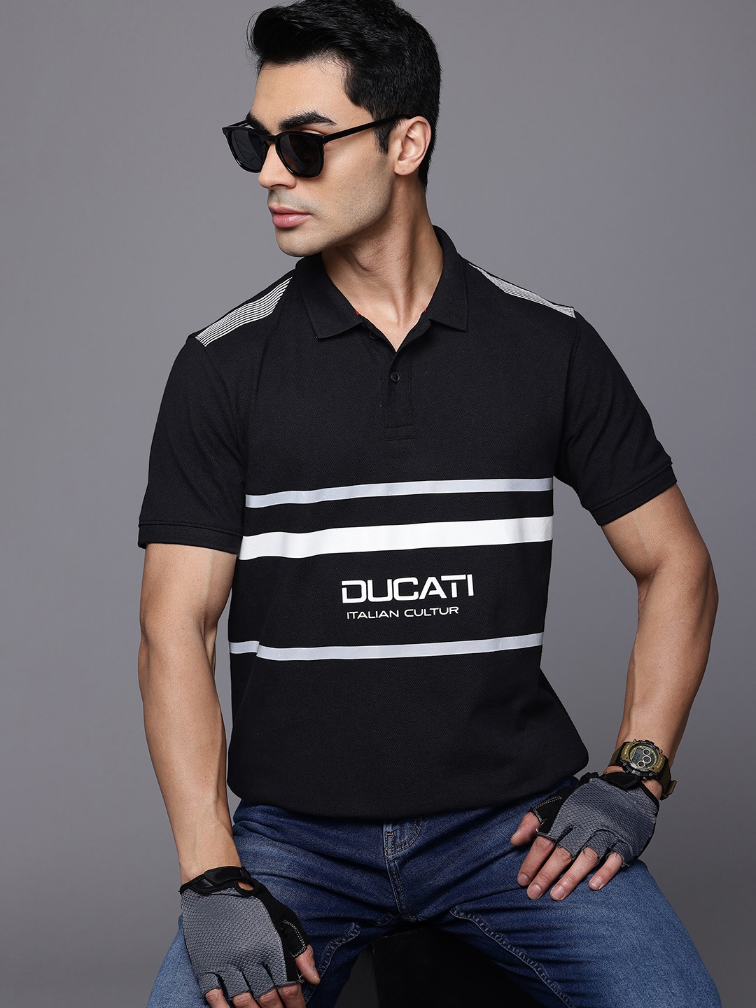 Ducati Brand Logo Print Polo Collar Pure Cotton T-shirt with Reflective Detail, Black
Ducati Brand Logo Print Polo Collar Pure Cotton T-shirt with Reflective Detail, Black