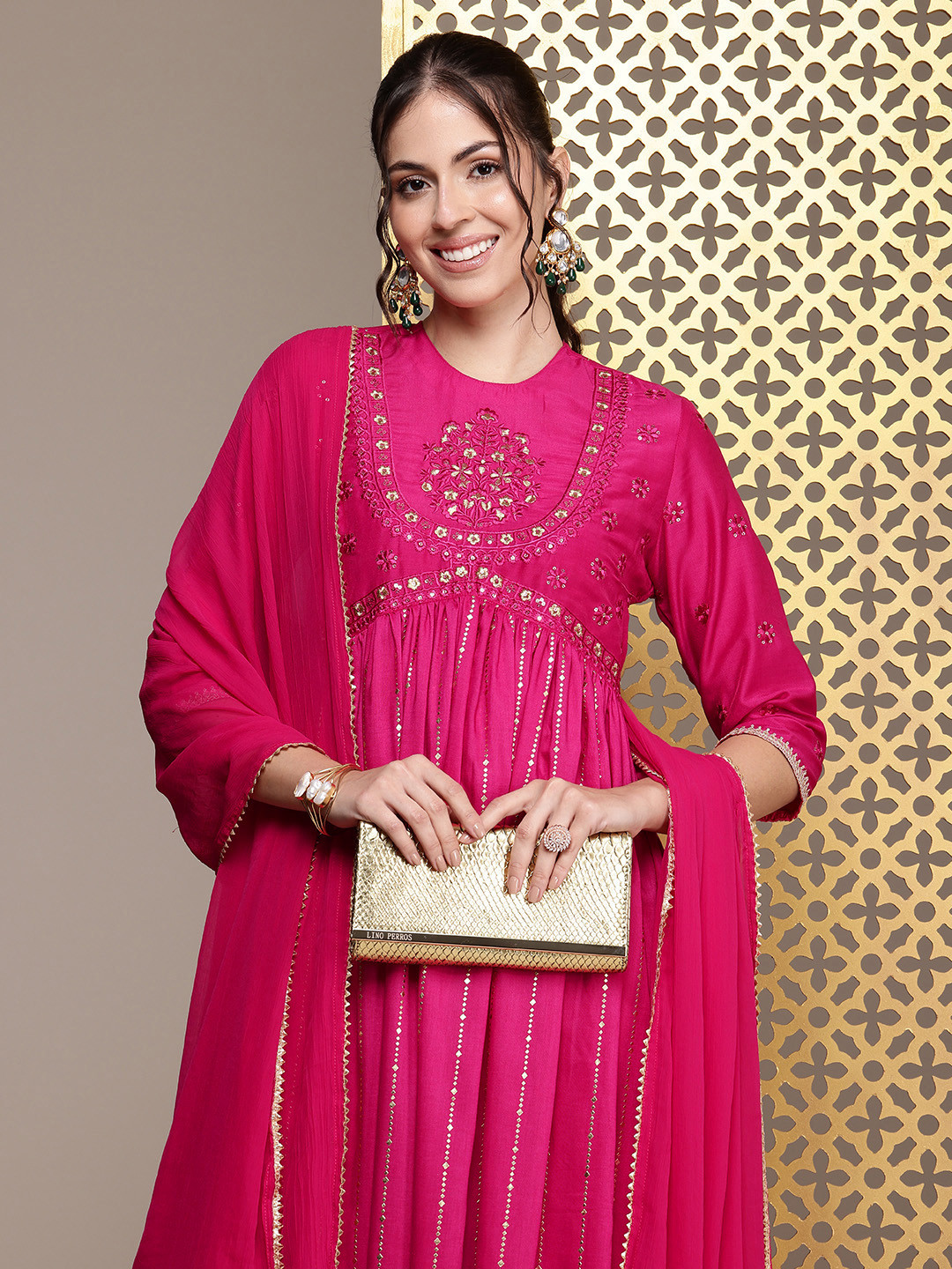 House of Pataudi Ethnic Motifs Embroidered Sequinned Jashn Kurta With Trousers & Dupatta, Pink
House of Pataudi Ethnic Motifs Embroidered Sequinned Jashn Kurta With Trousers & Dupatta, Pink